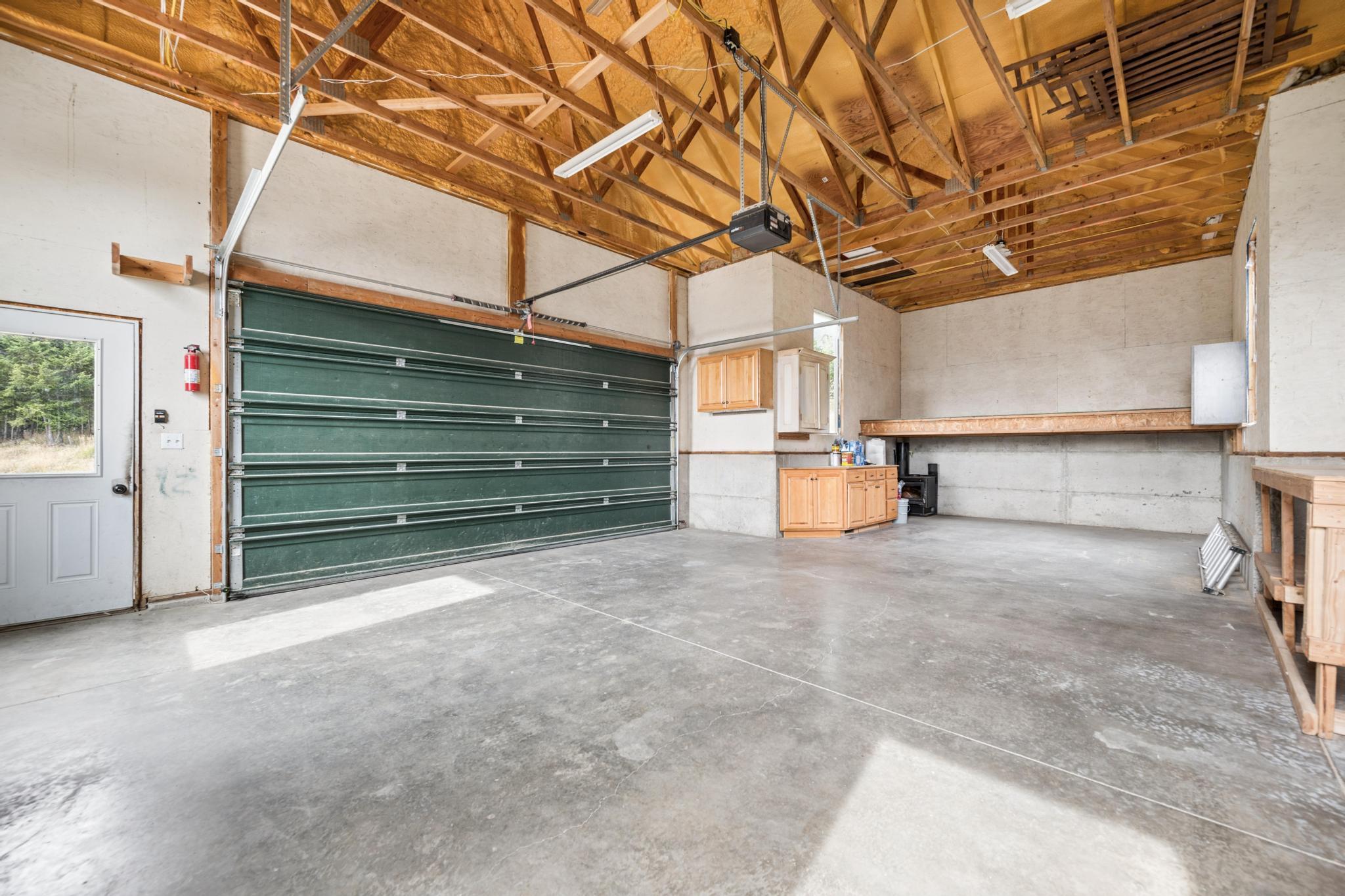 20689 Bower Lane Property Photo 42