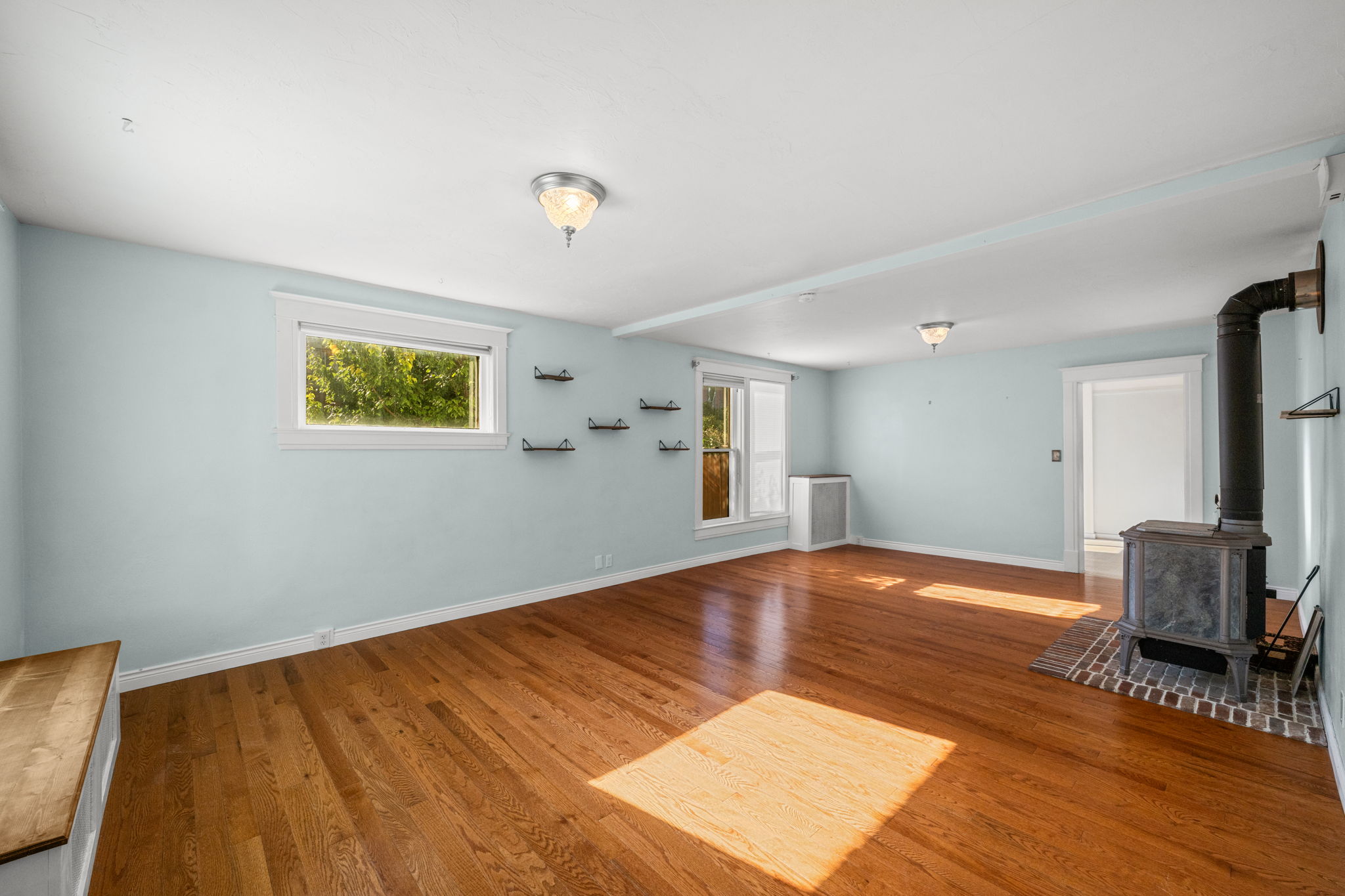 18 E Reeder Street Property Photo 5