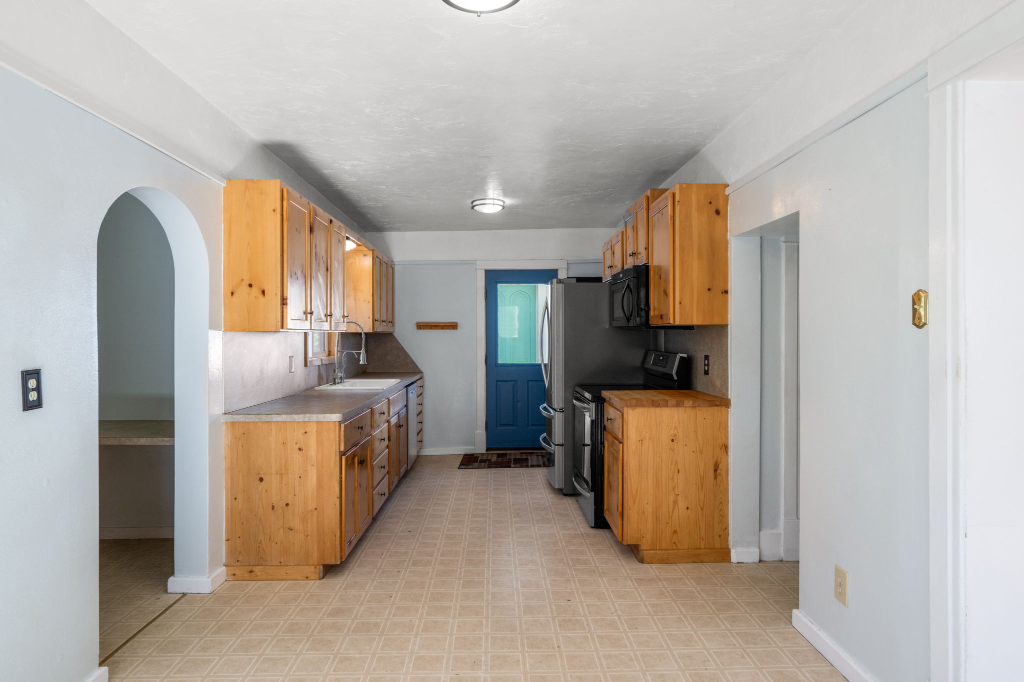 18 E Reeder Street Property Photo 16