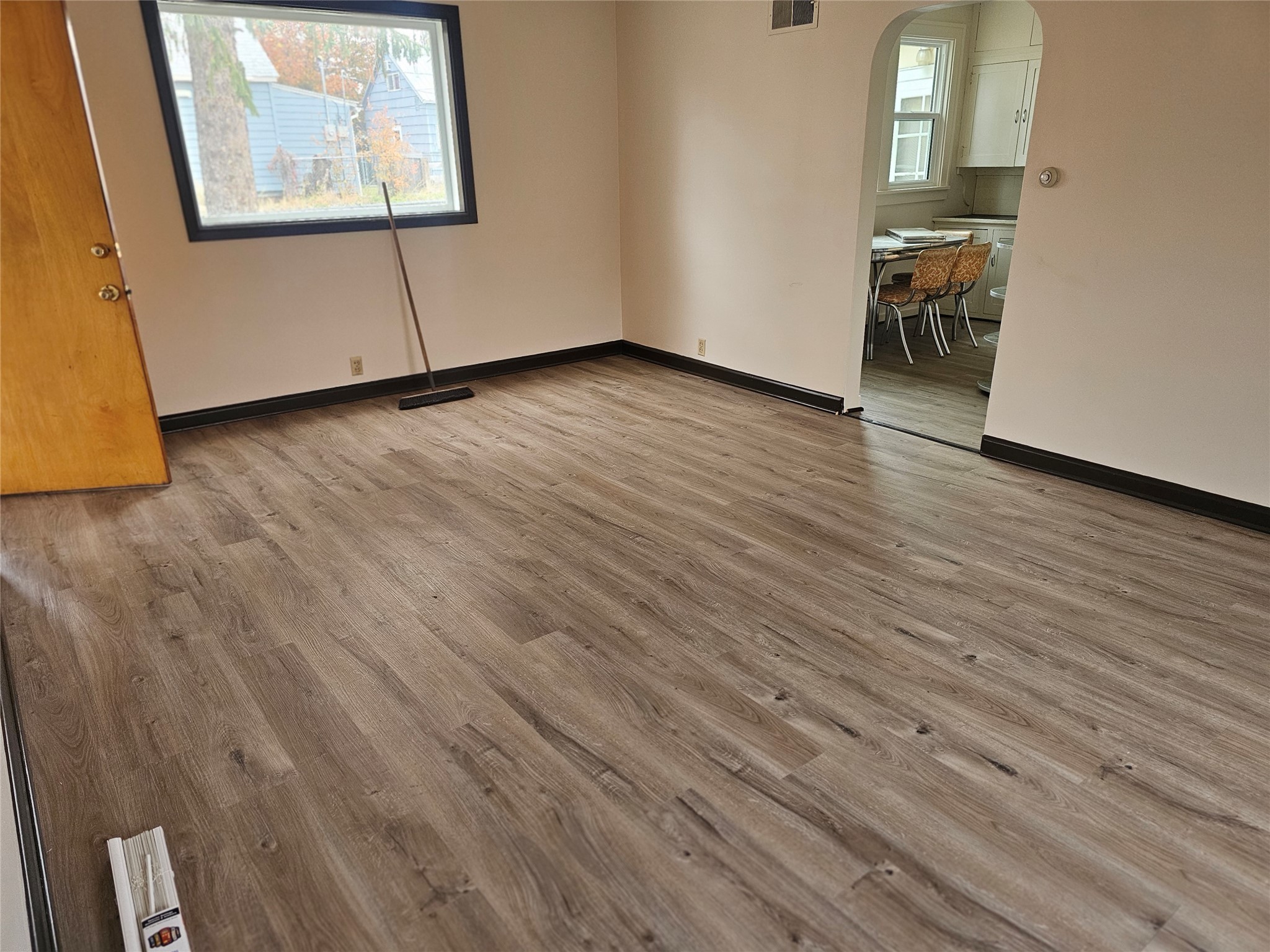 1504 6th Avenue N Property Photo 3