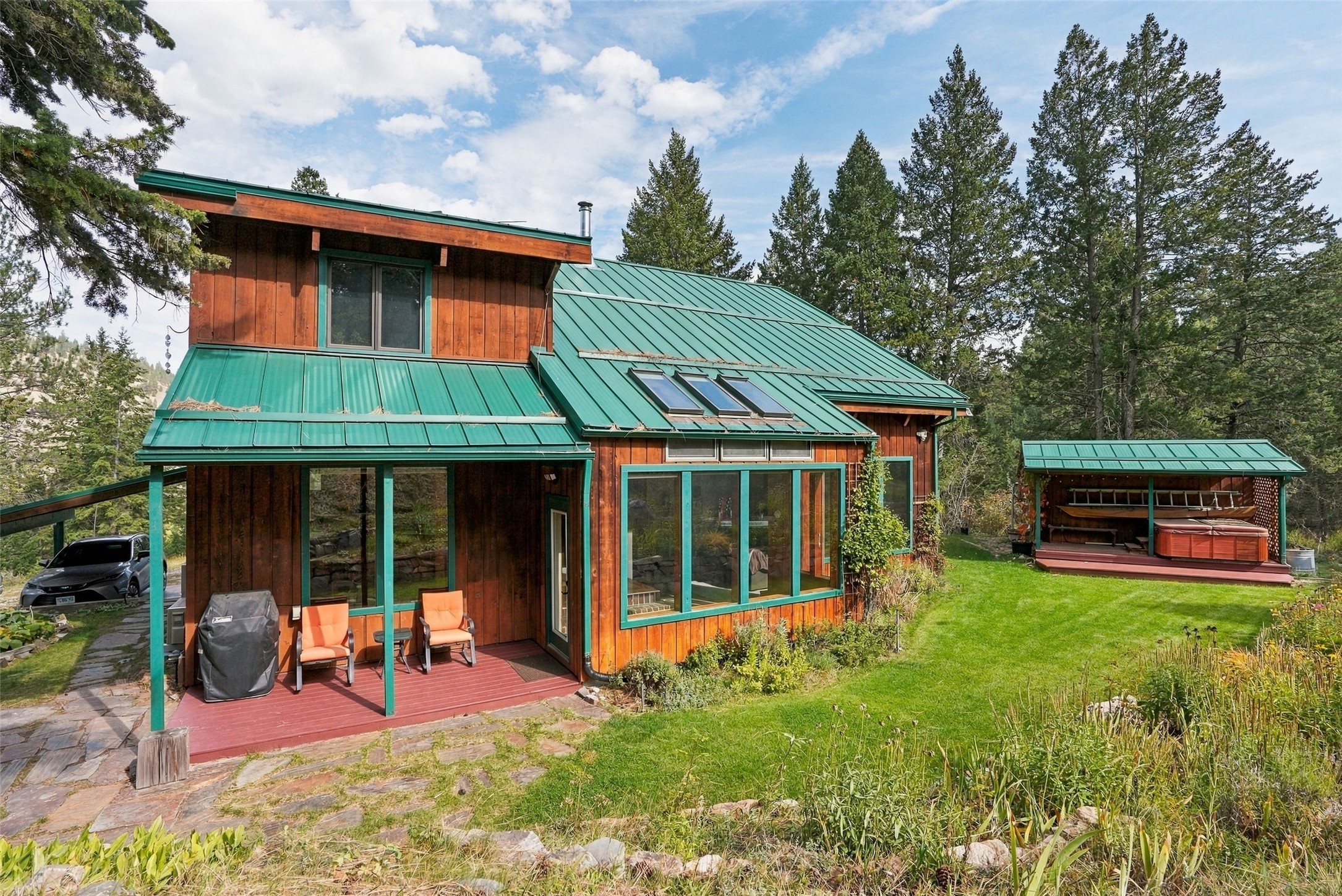 13015 Balsamroot Road Property Photo 4