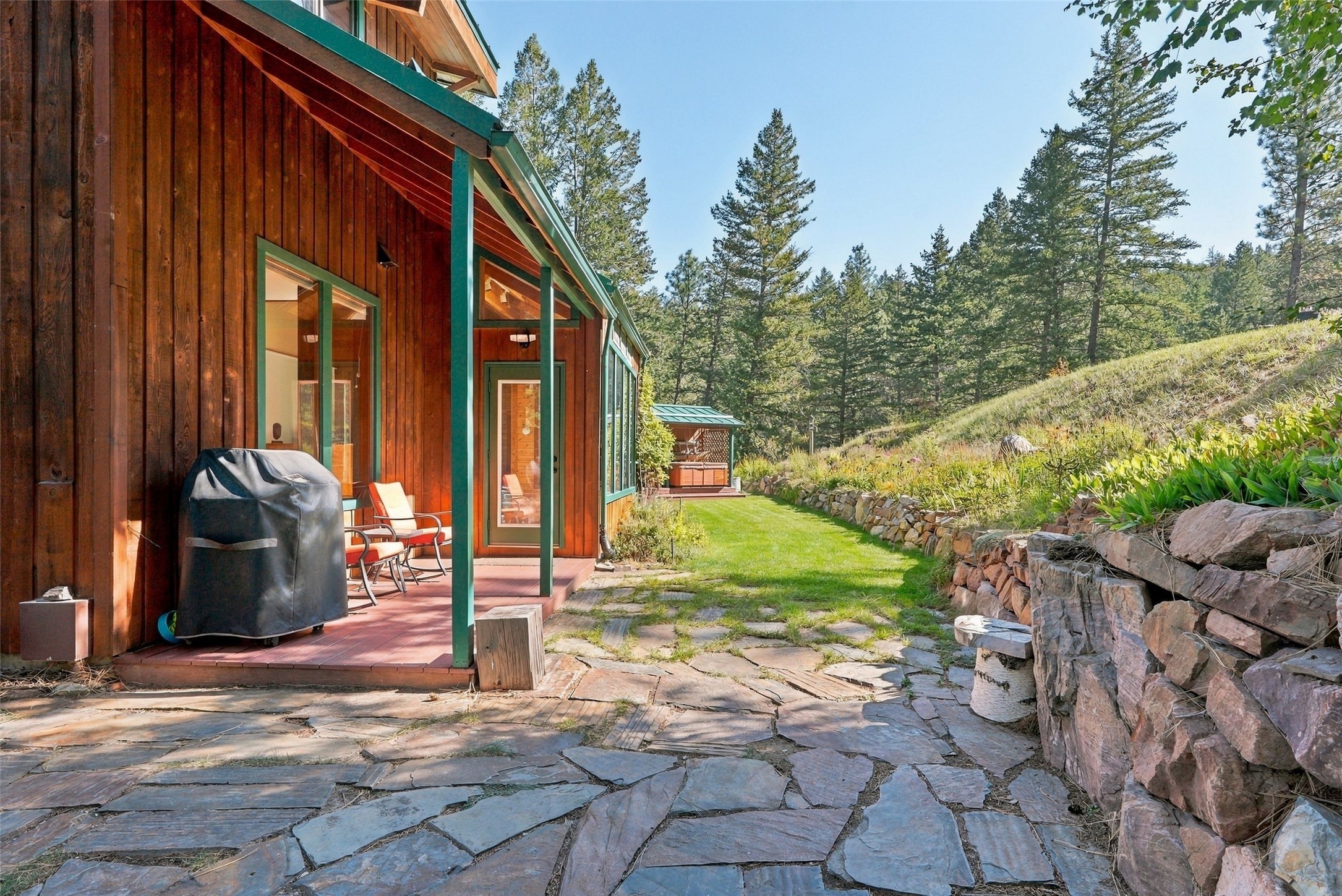13015 Balsamroot Road Property Photo 7