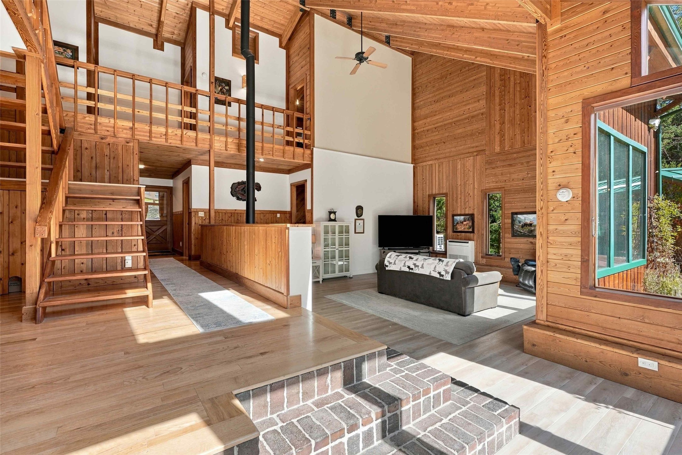 13015 Balsamroot Road Property Photo 10