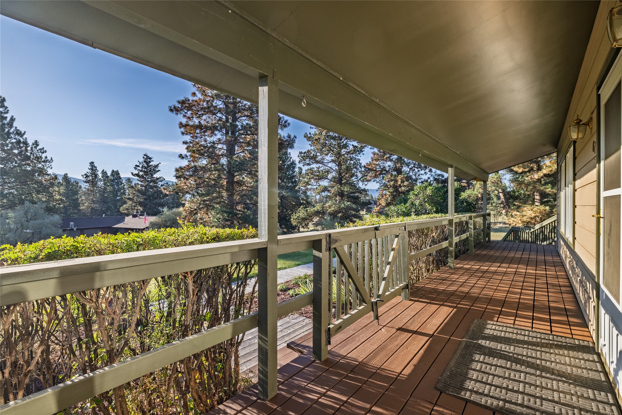 67 Pine Ridge Circle Property Photo 3