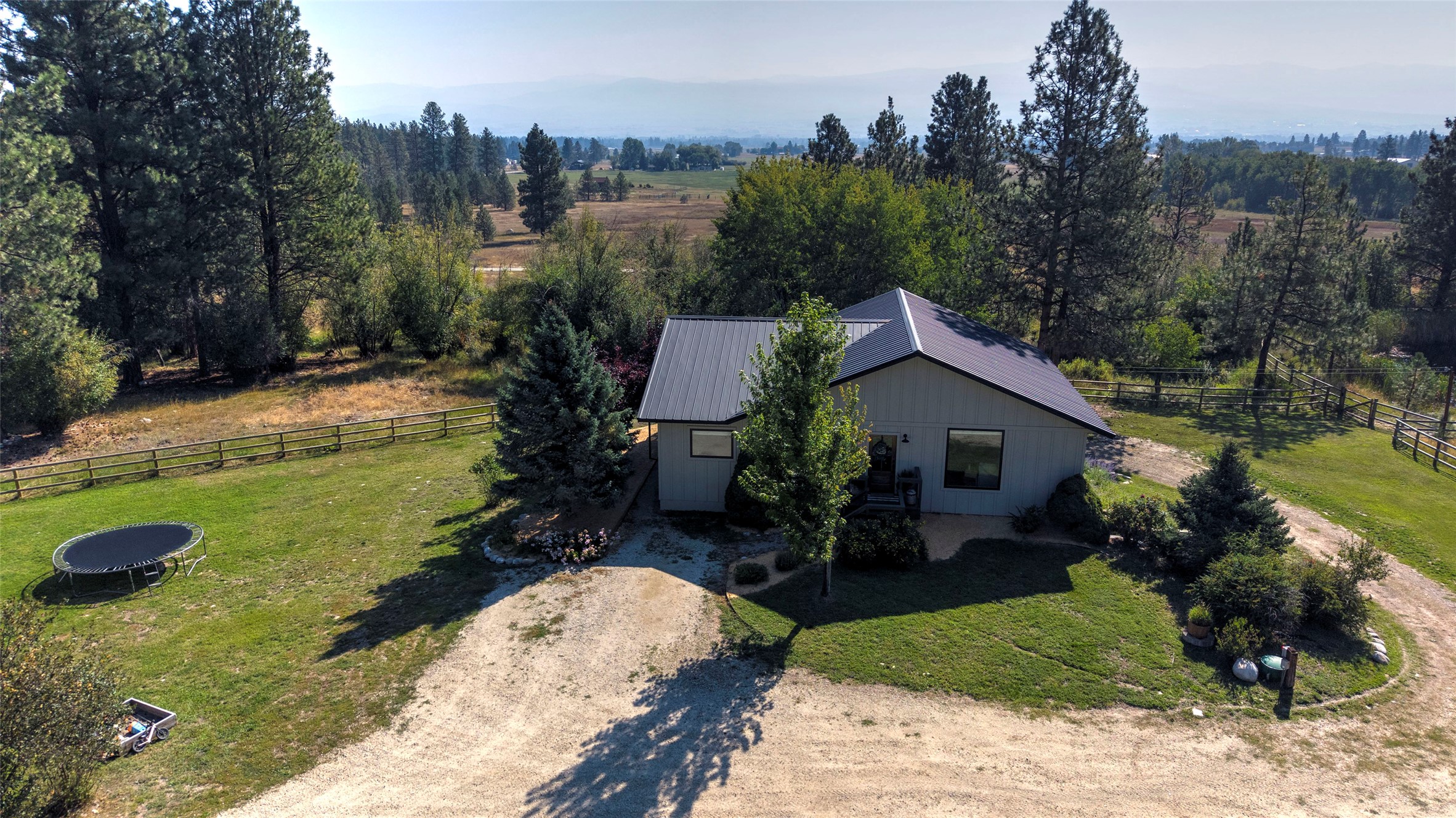 799 Bear Creek Trail Property Photo 3