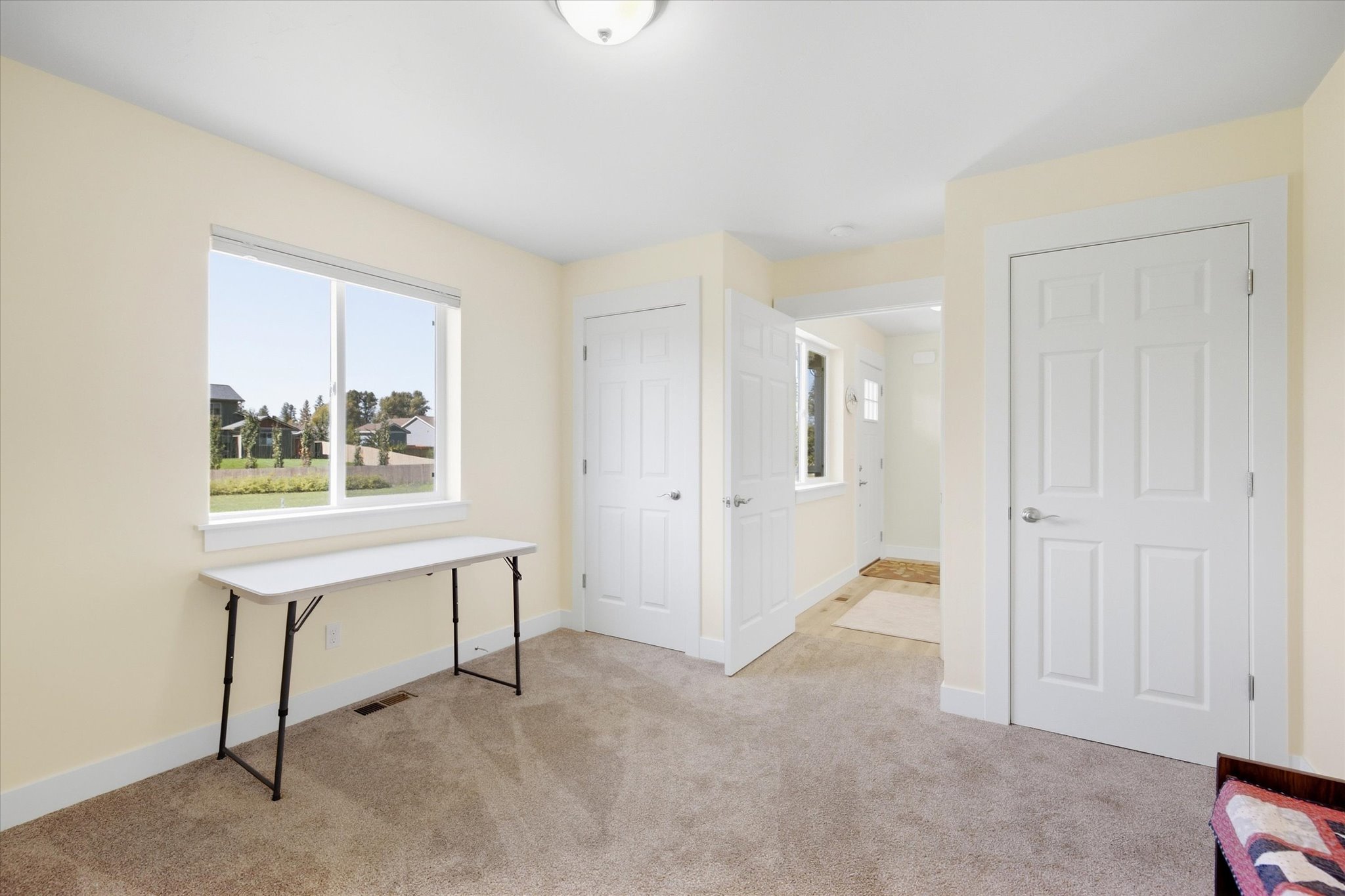 449 Kendal Loop Property Photo 8