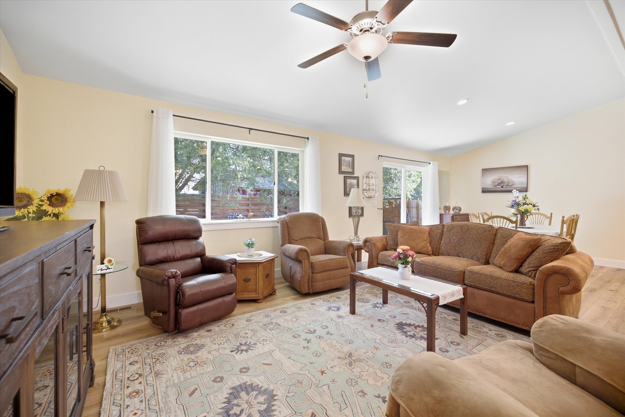 449 Kendal Loop Property Photo 13