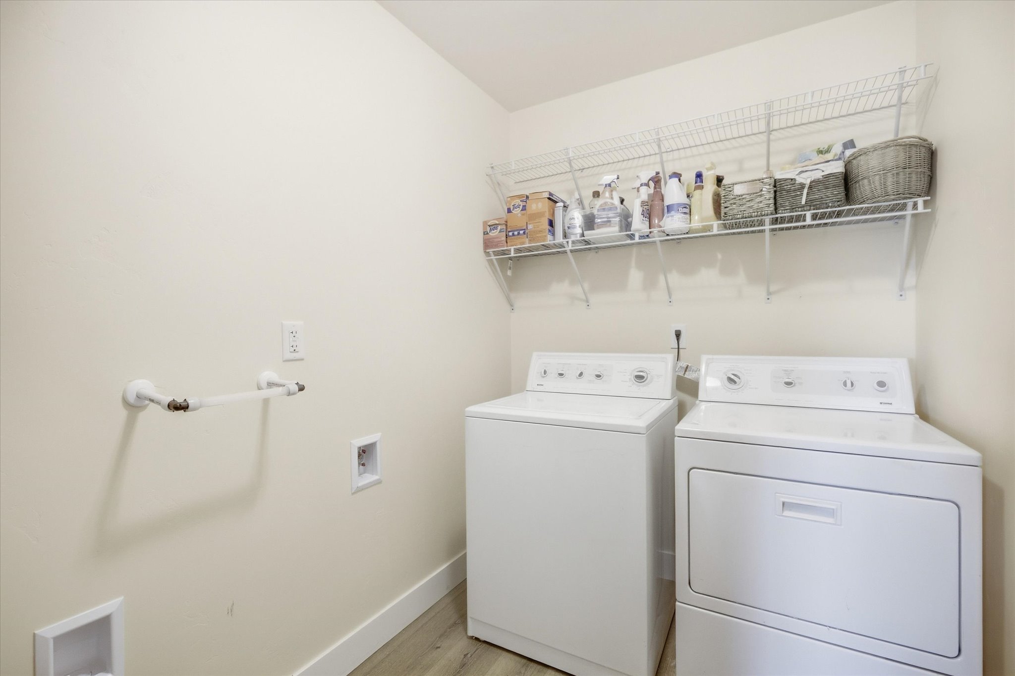 449 Kendal Loop Property Photo 23