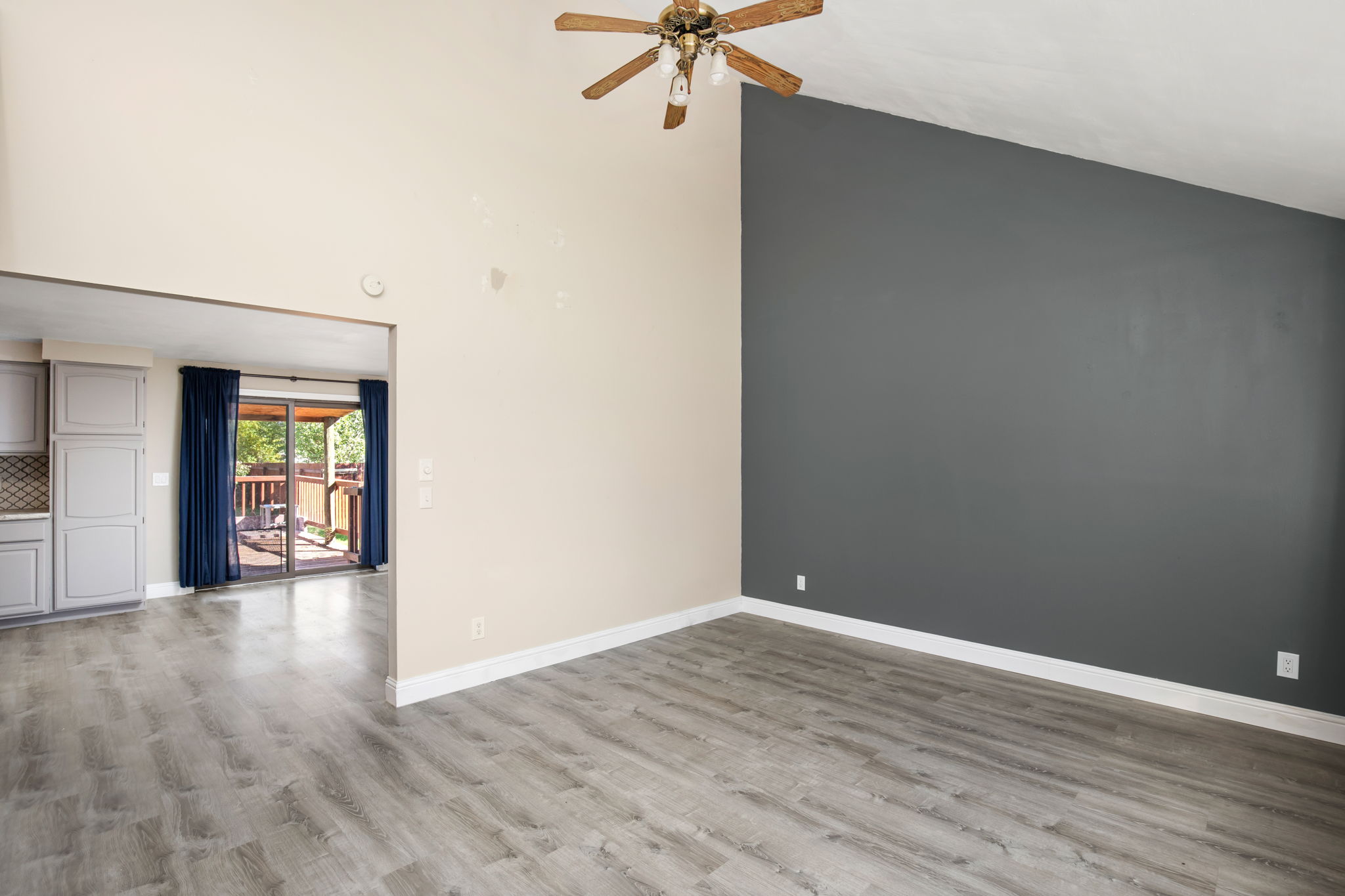 11 N Idaho Street Property Photo 14
