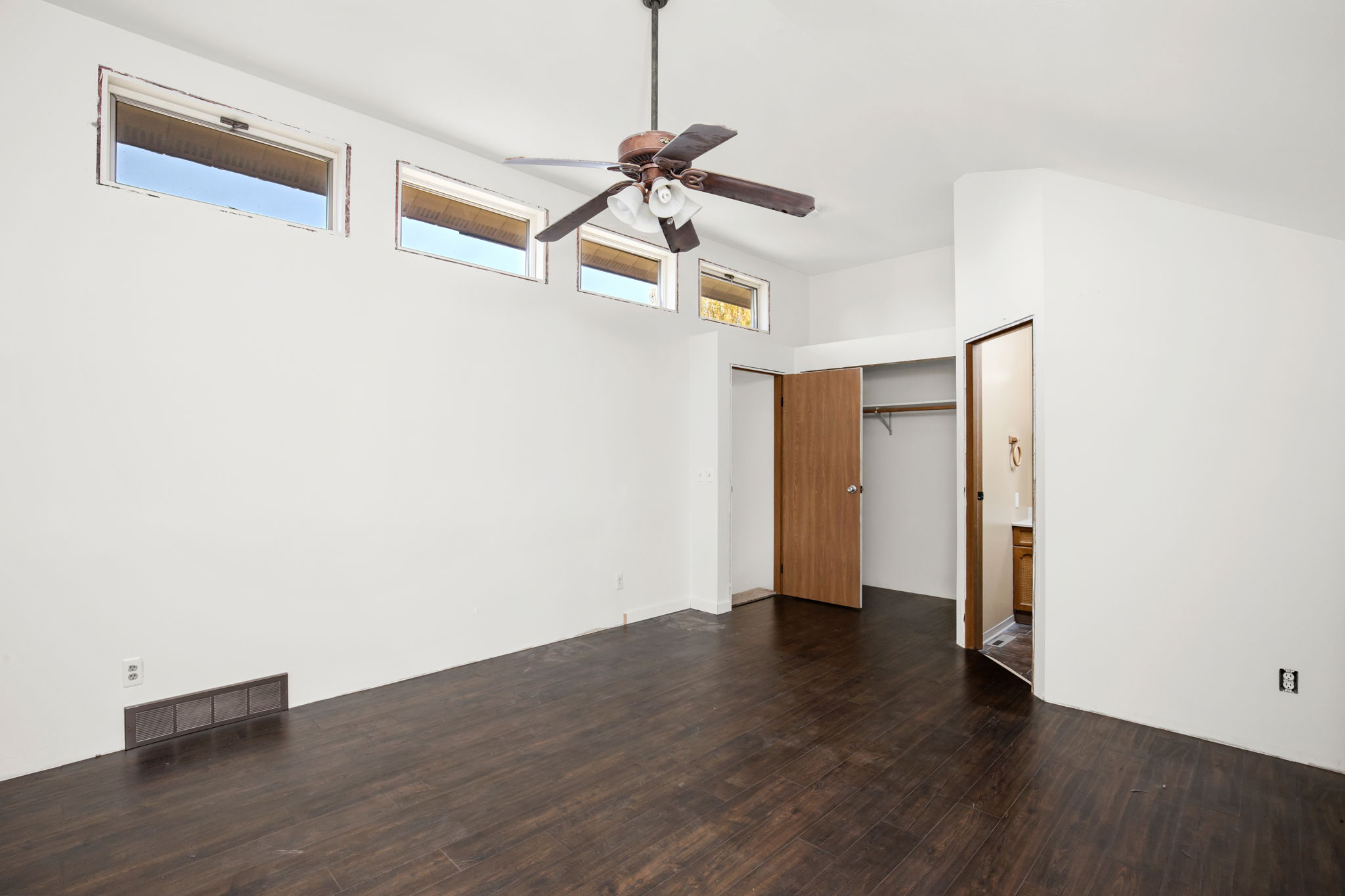 11 N Idaho Street Property Photo 31