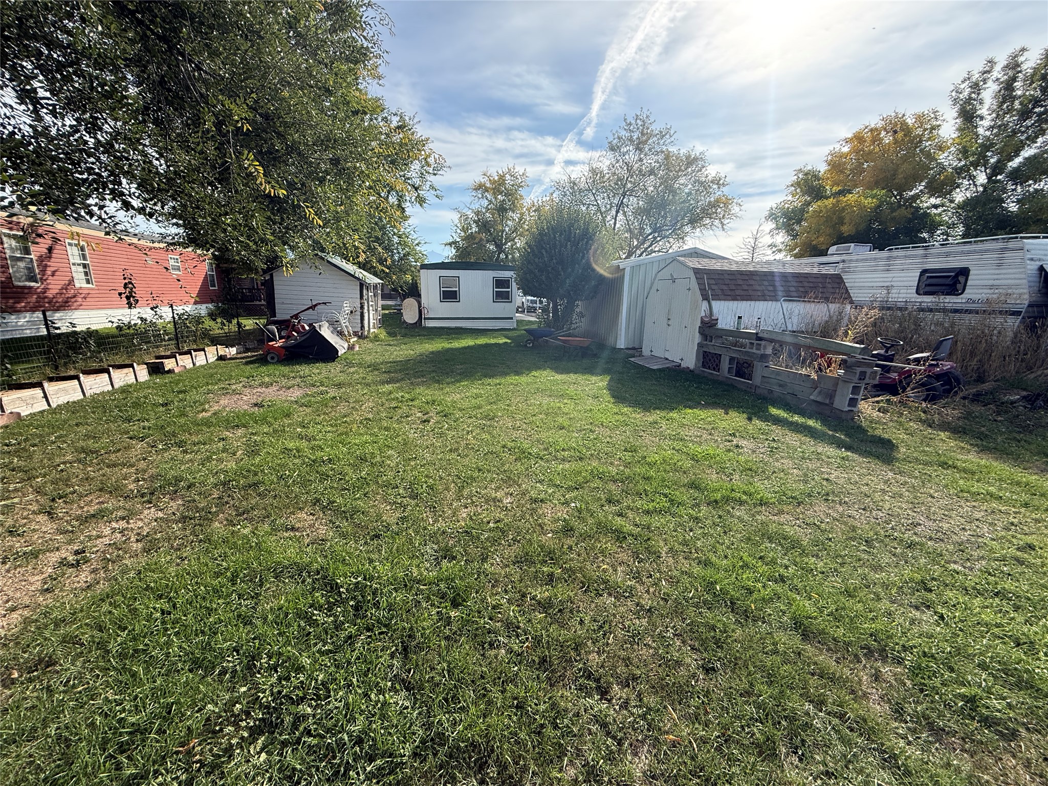 53311 1st Avenue W Property Photo 5