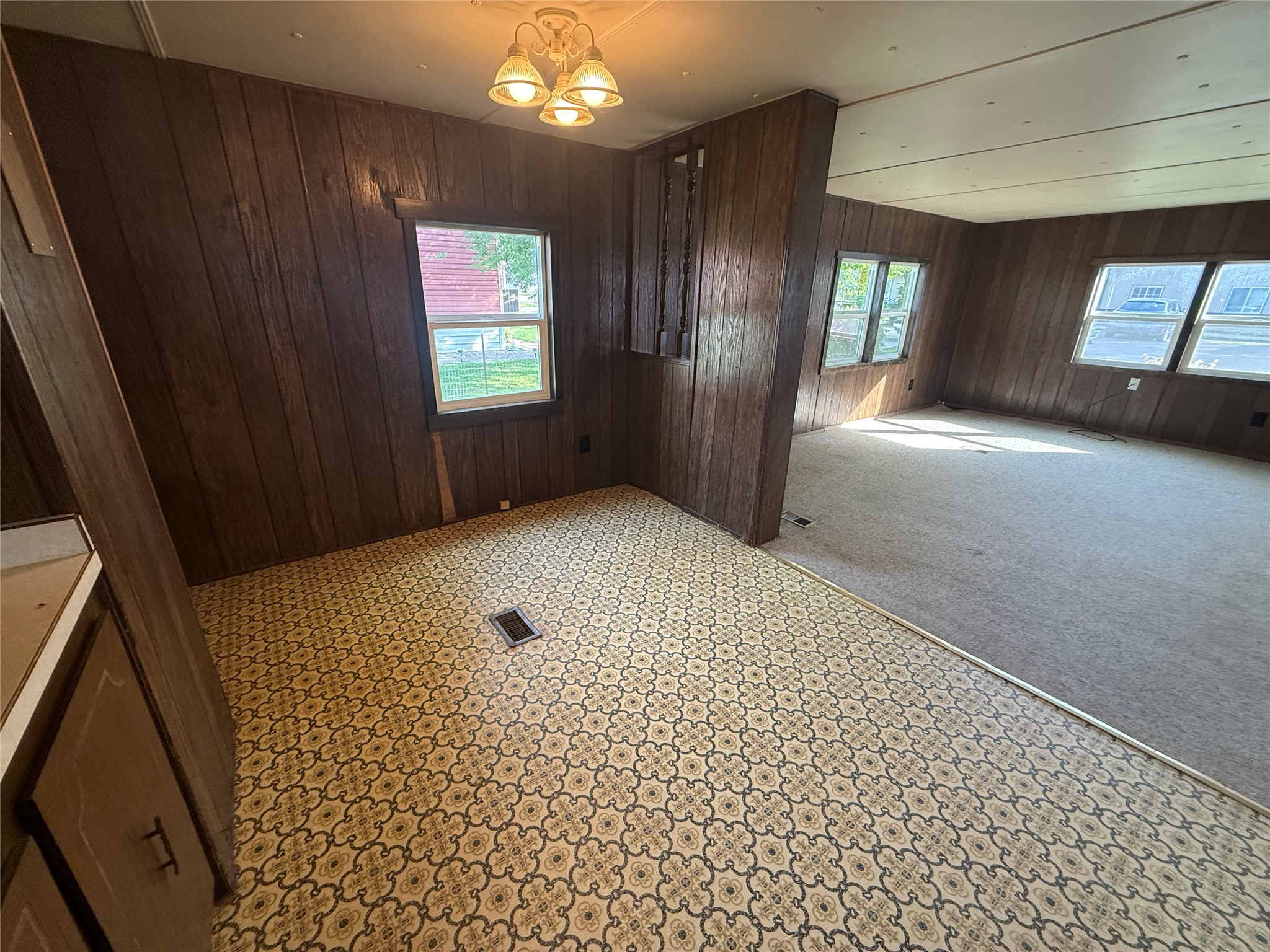 53311 1st Avenue W Property Photo 13