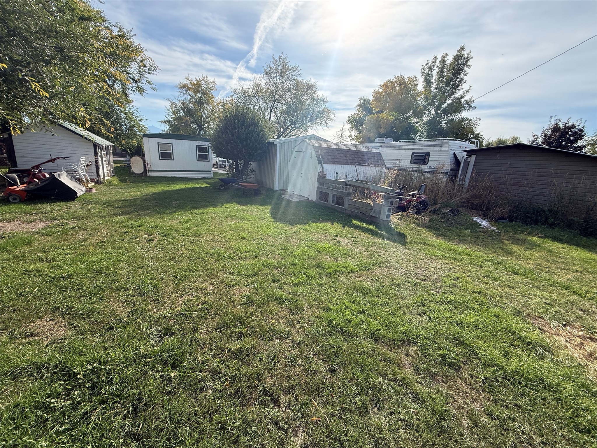 53311 1st Avenue W Property Photo 23