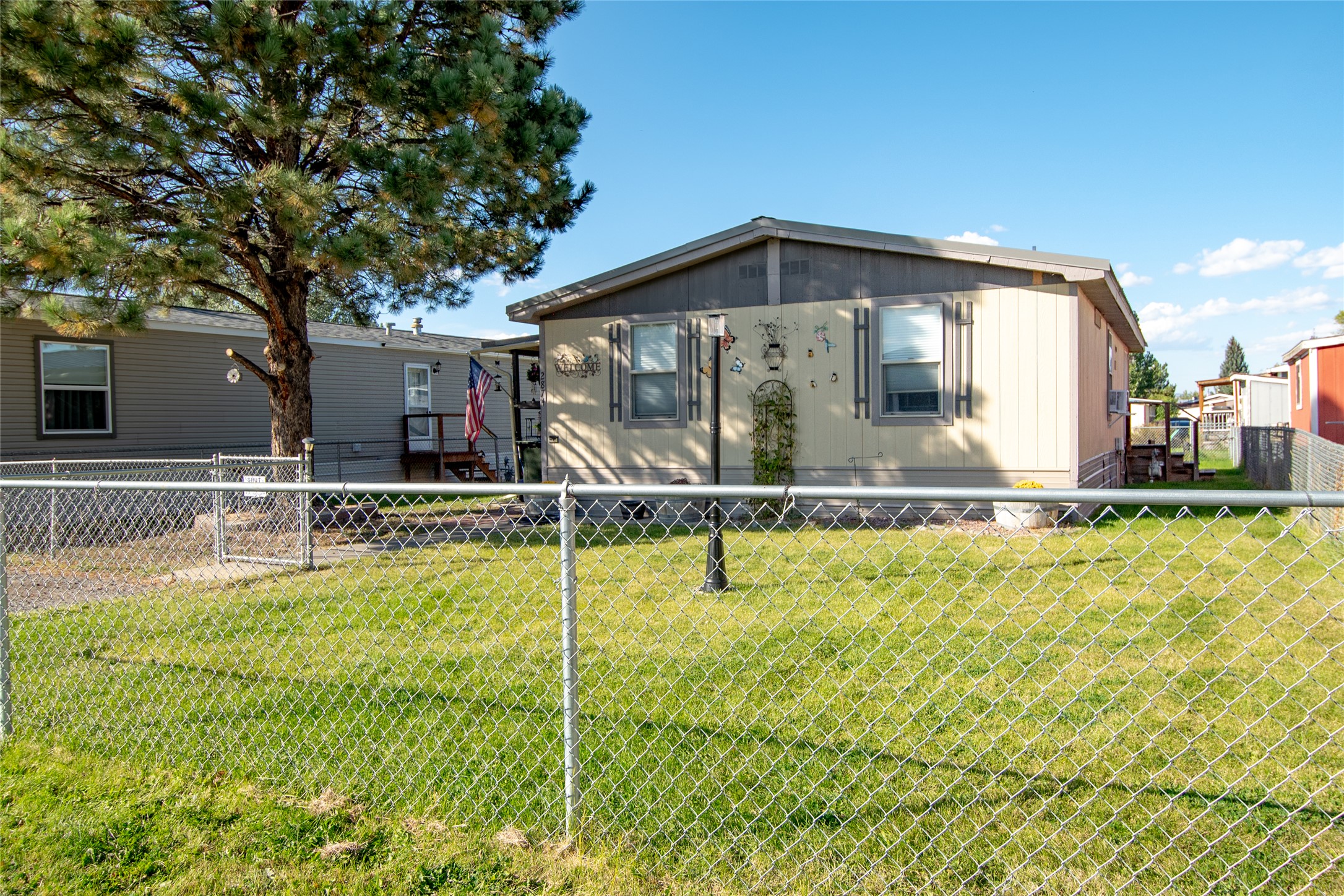 2874 Sundown Road Property Photo 2