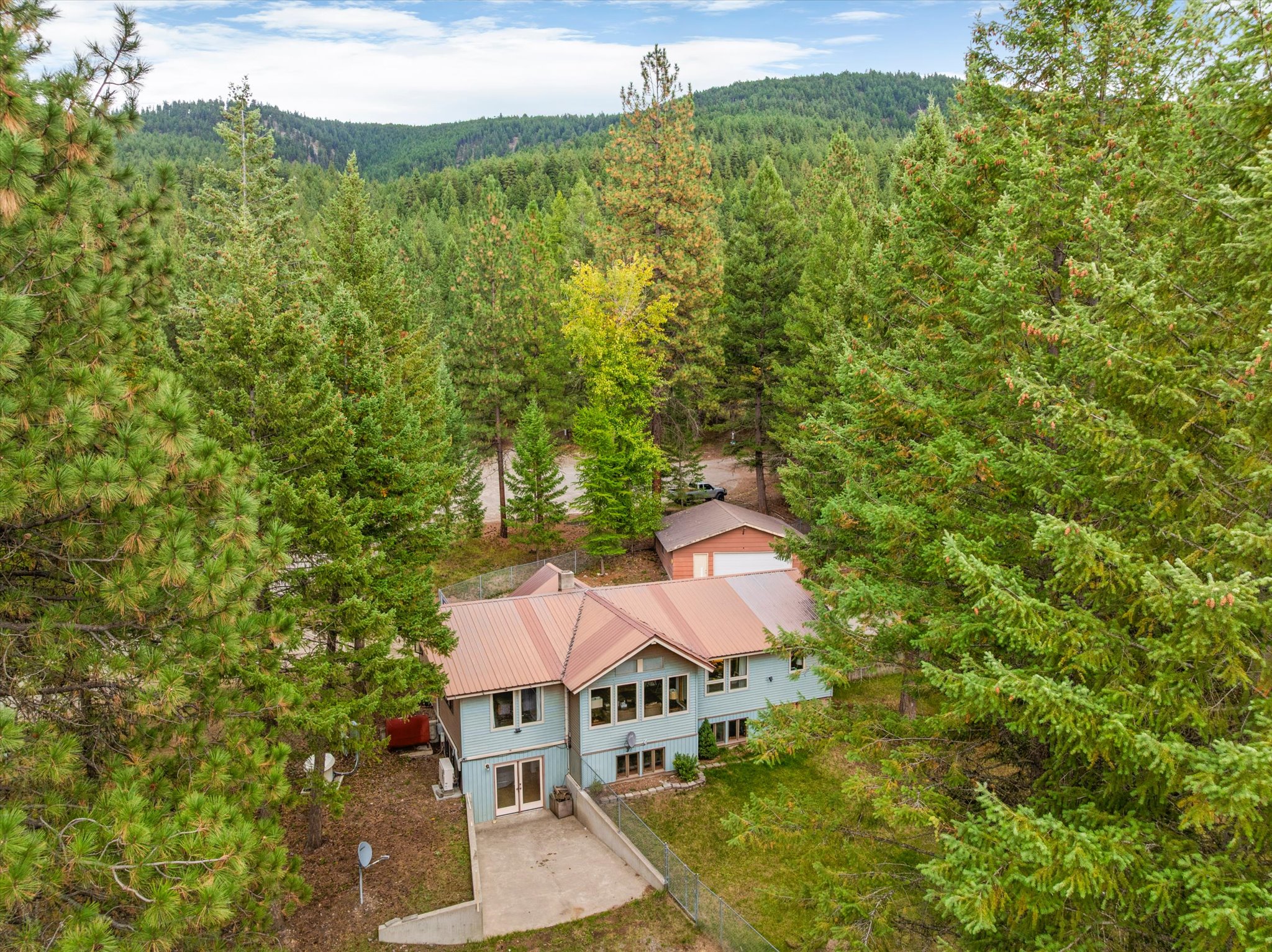 250 Sunny Side Drive Property Photo 1