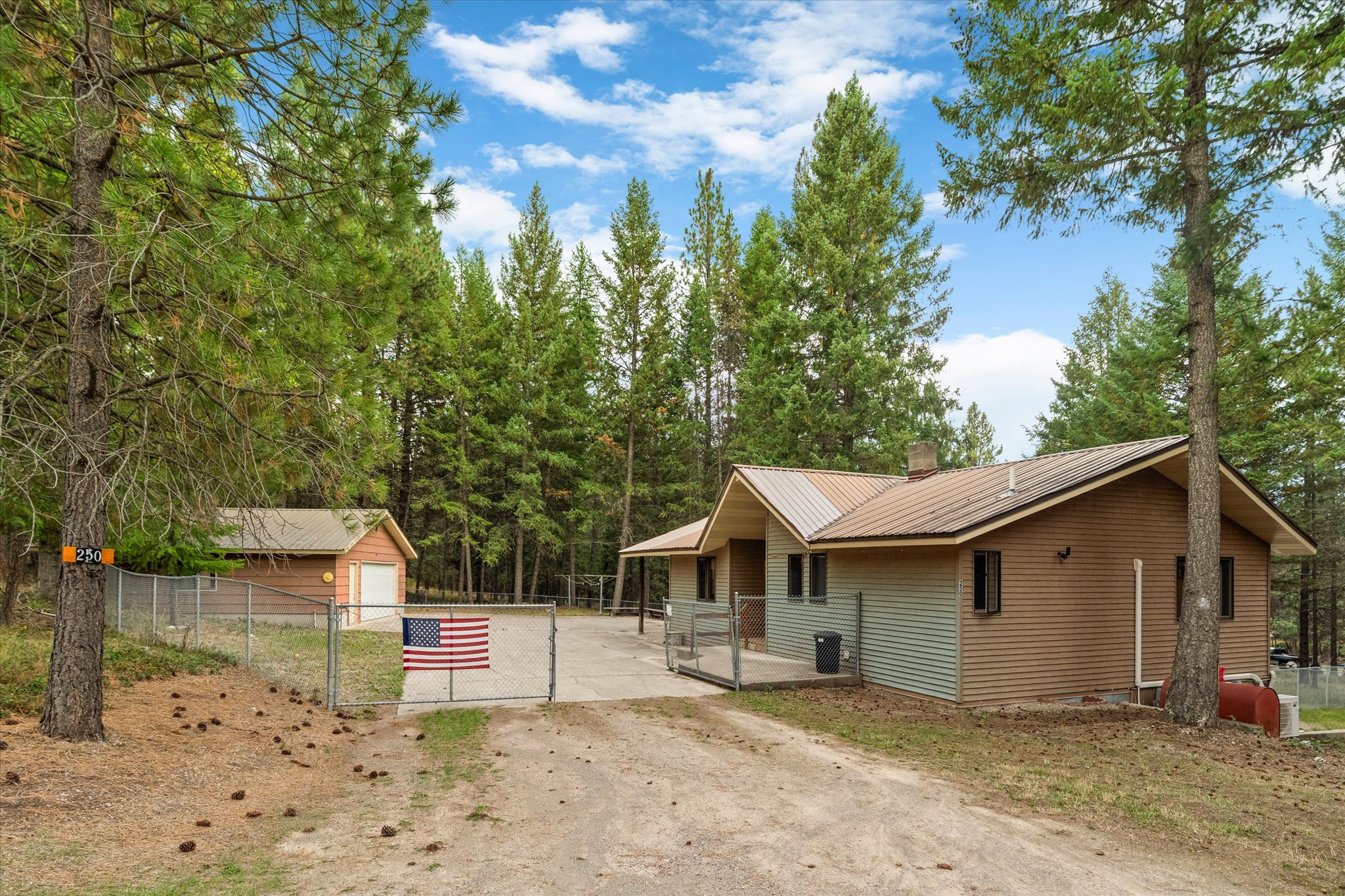 250 Sunny Side Drive Property Photo 4