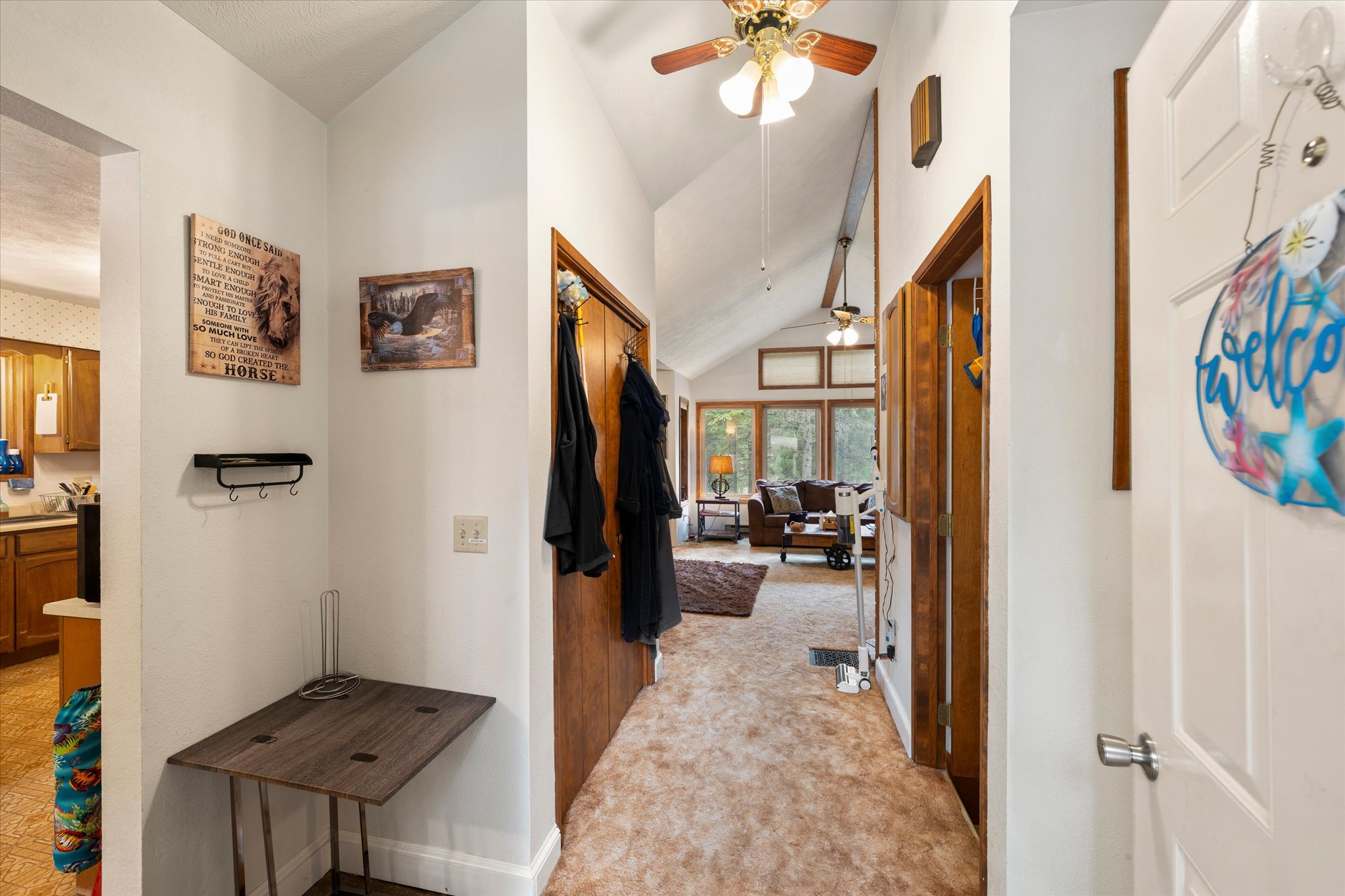 250 Sunny Side Drive Property Photo 8