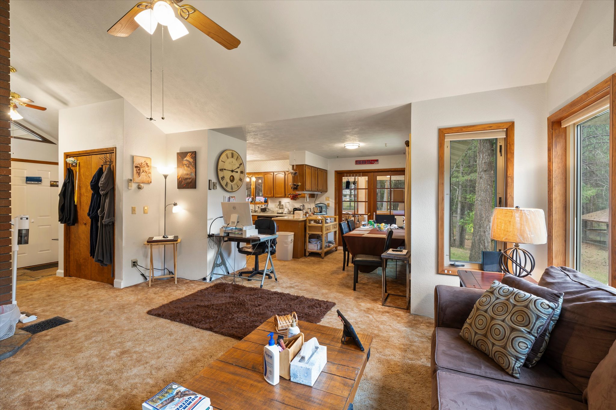 250 Sunny Side Drive Property Photo 12