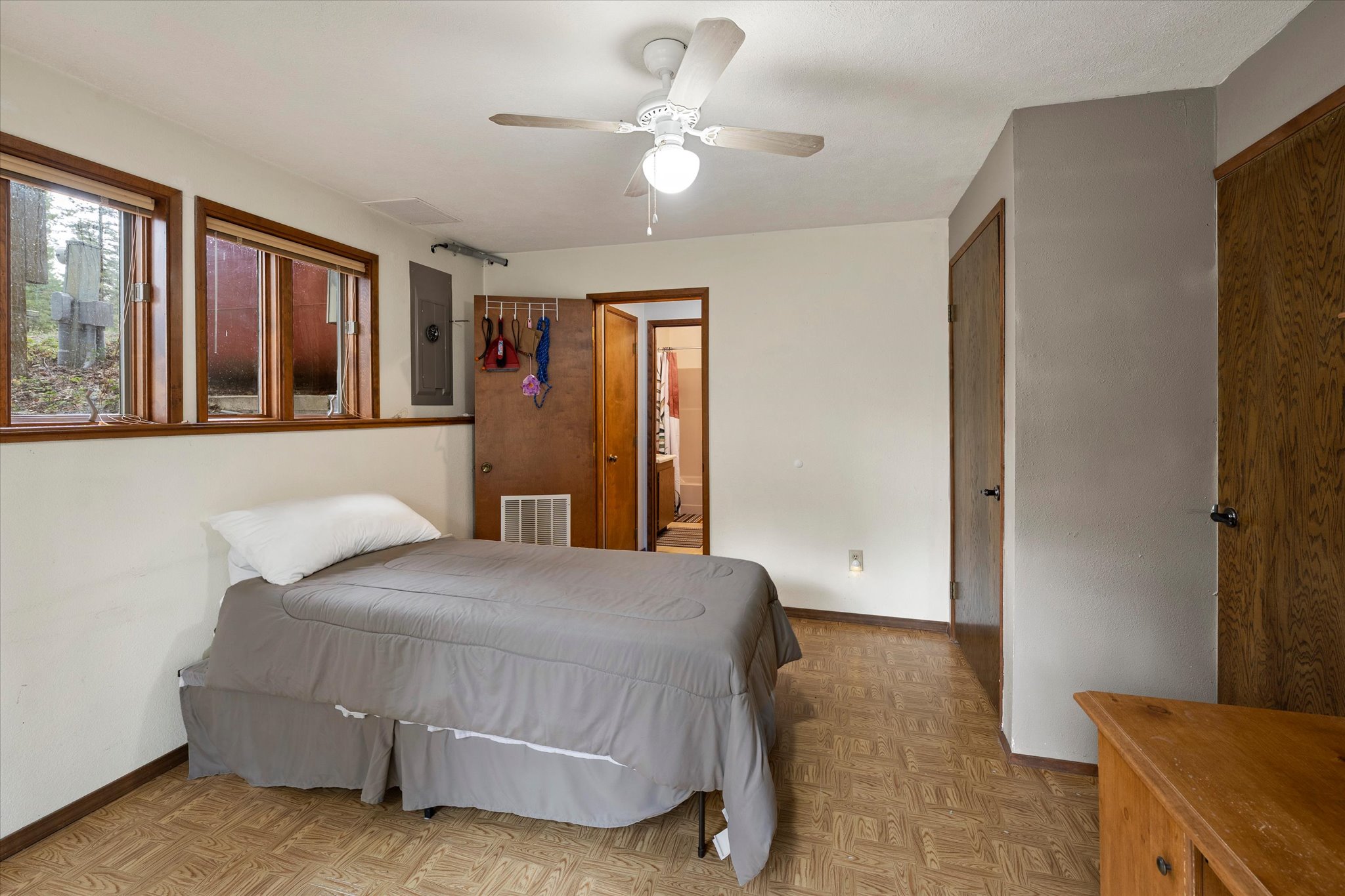 250 Sunny Side Drive Property Photo 33
