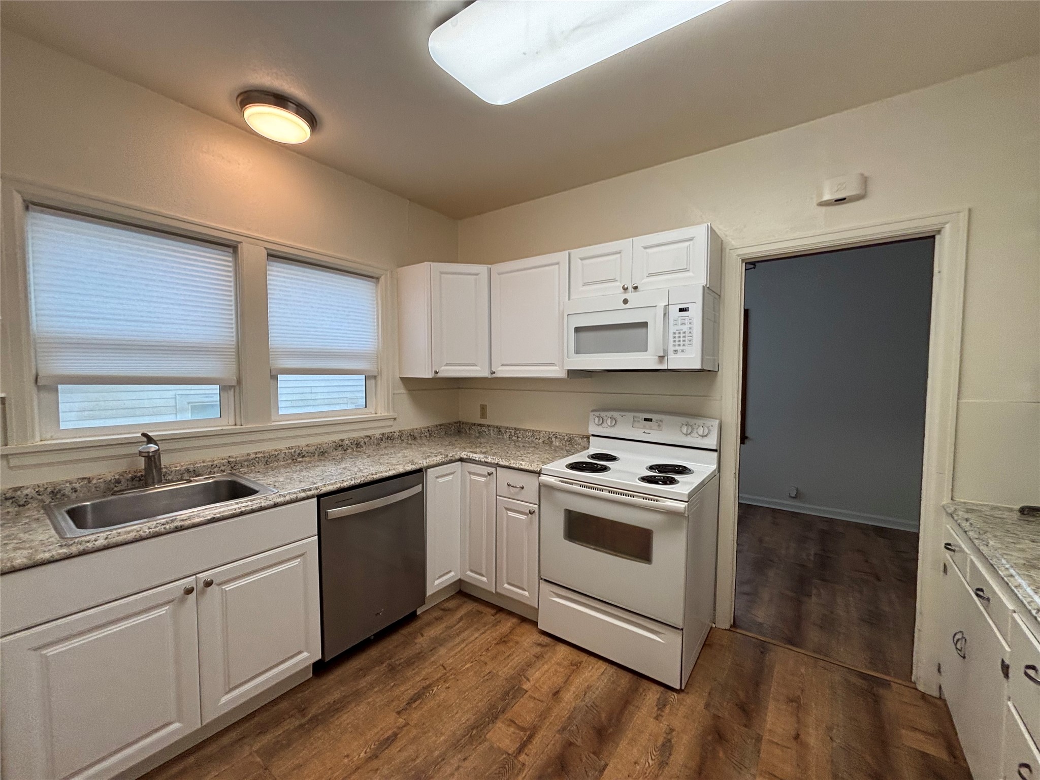 209 Montana Avenue Property Photo 3