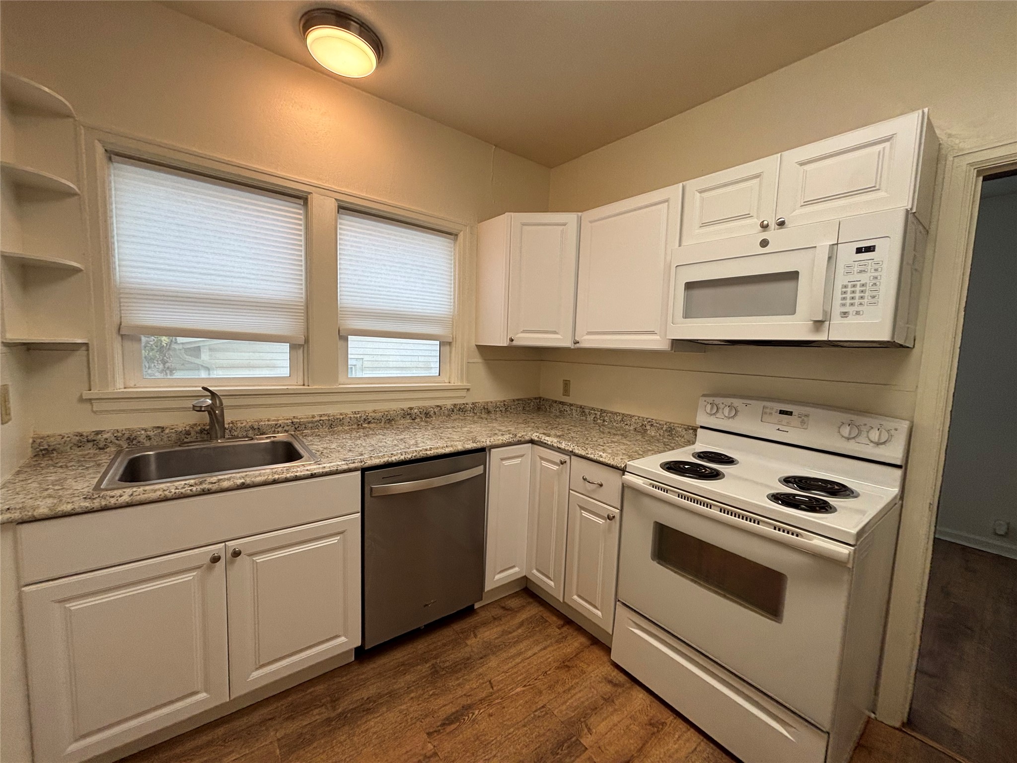 209 Montana Avenue Property Photo 5