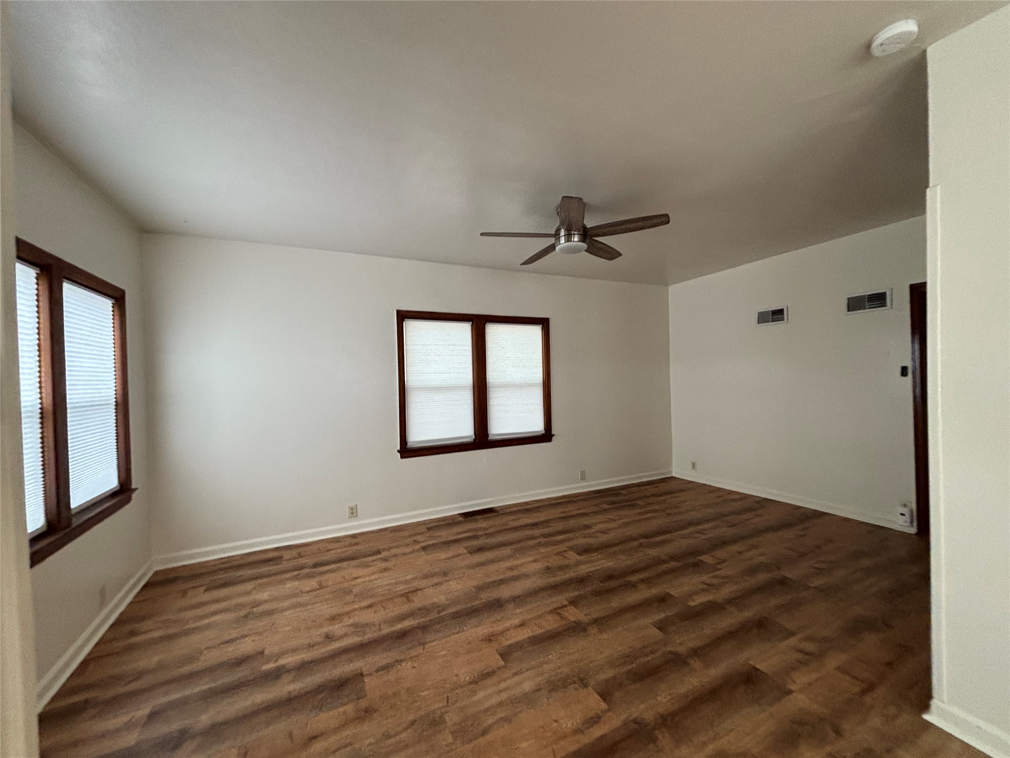 209 Montana Avenue Property Photo 7