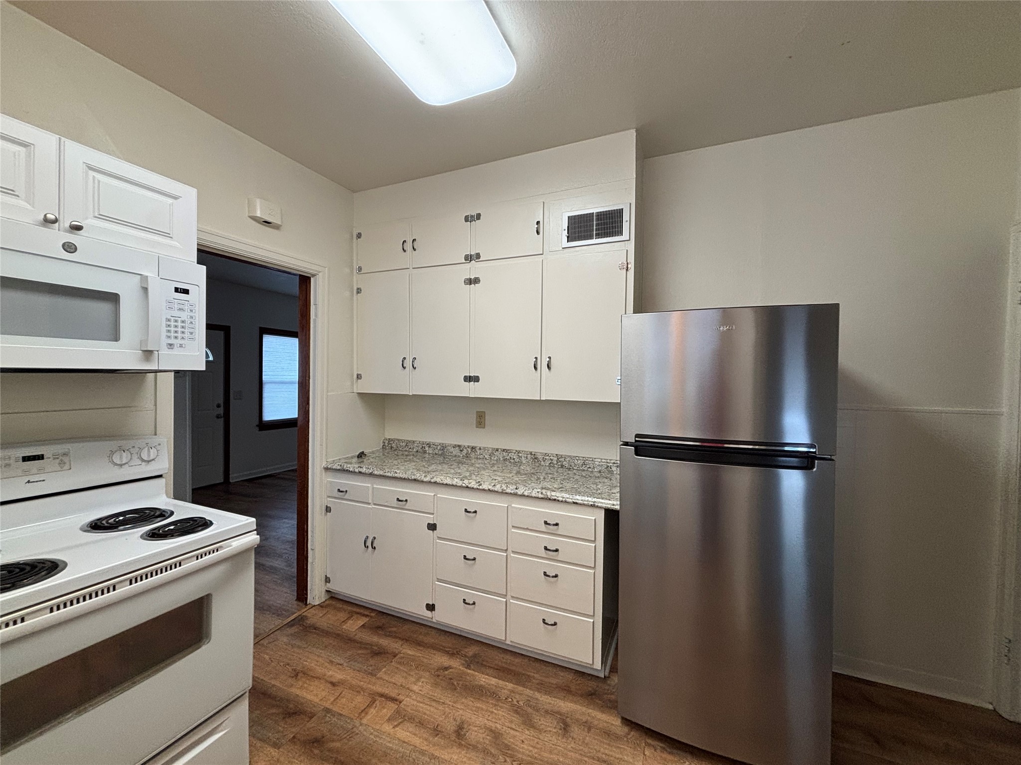 209 Montana Avenue Property Photo 14