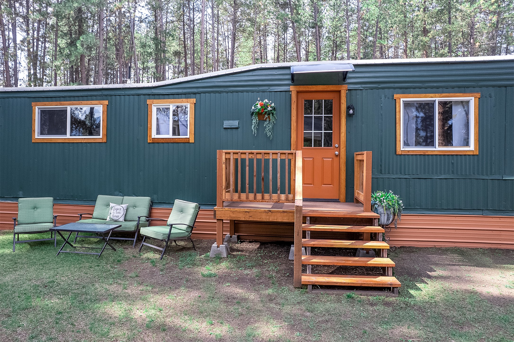 35135 Mobile Loop Trlr 9 Property Photo 2