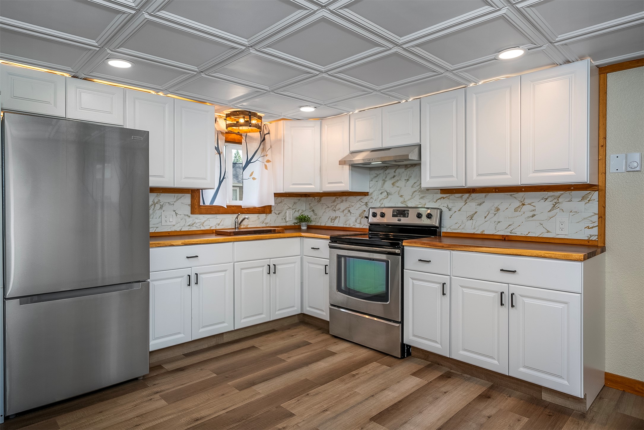 35135 Mobile Loop Trlr 9 Property Photo 8