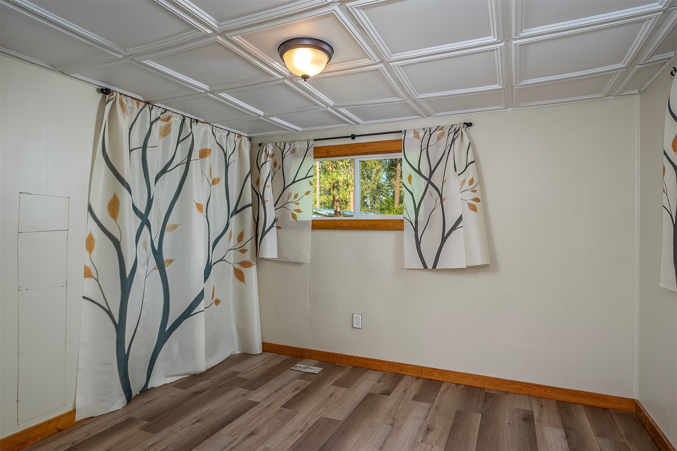 35135 Mobile Loop Trlr 9 Property Photo 11