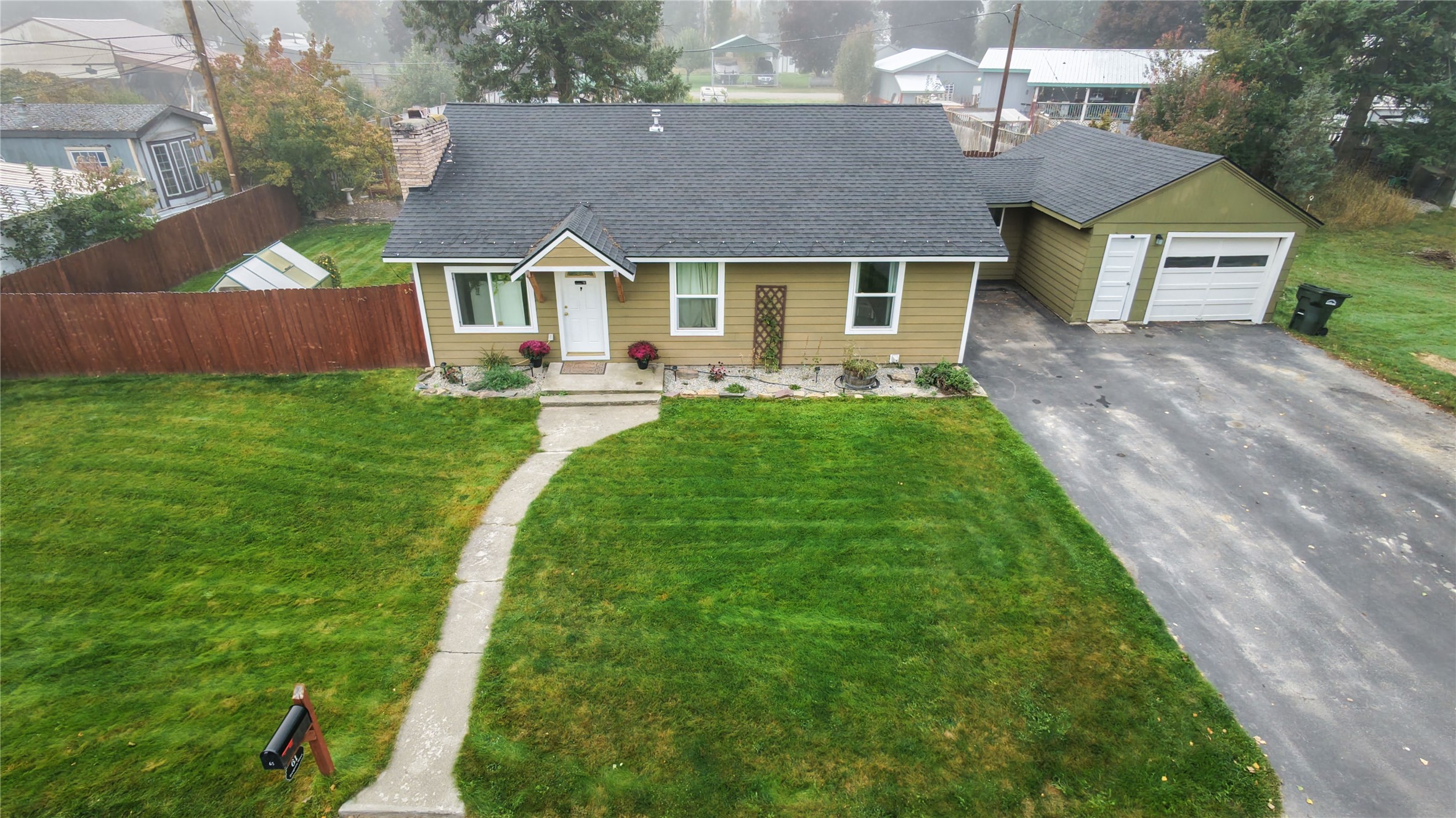 61 Evergreen Street Property Photo 3