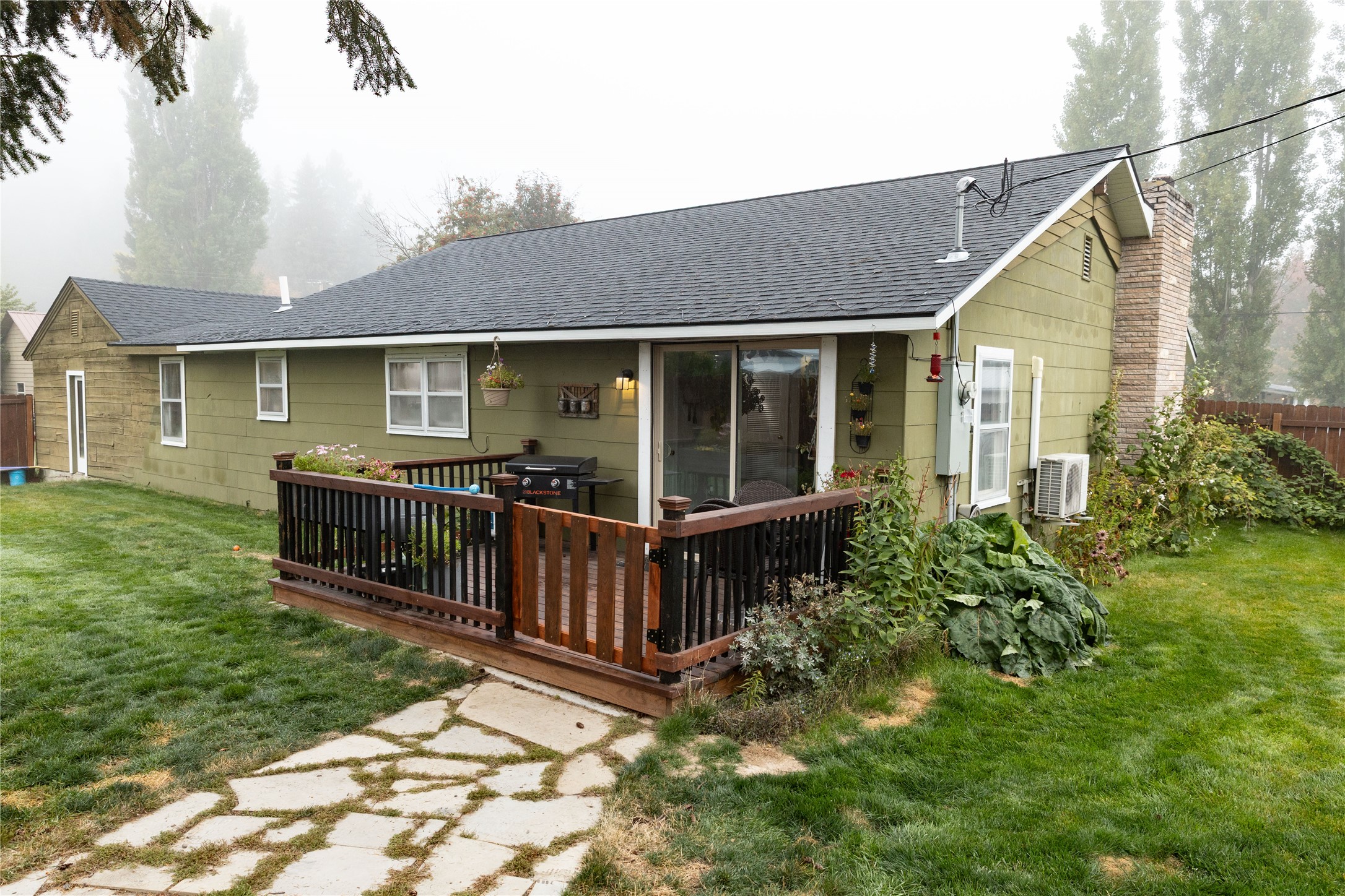 61 Evergreen Street Property Photo 8