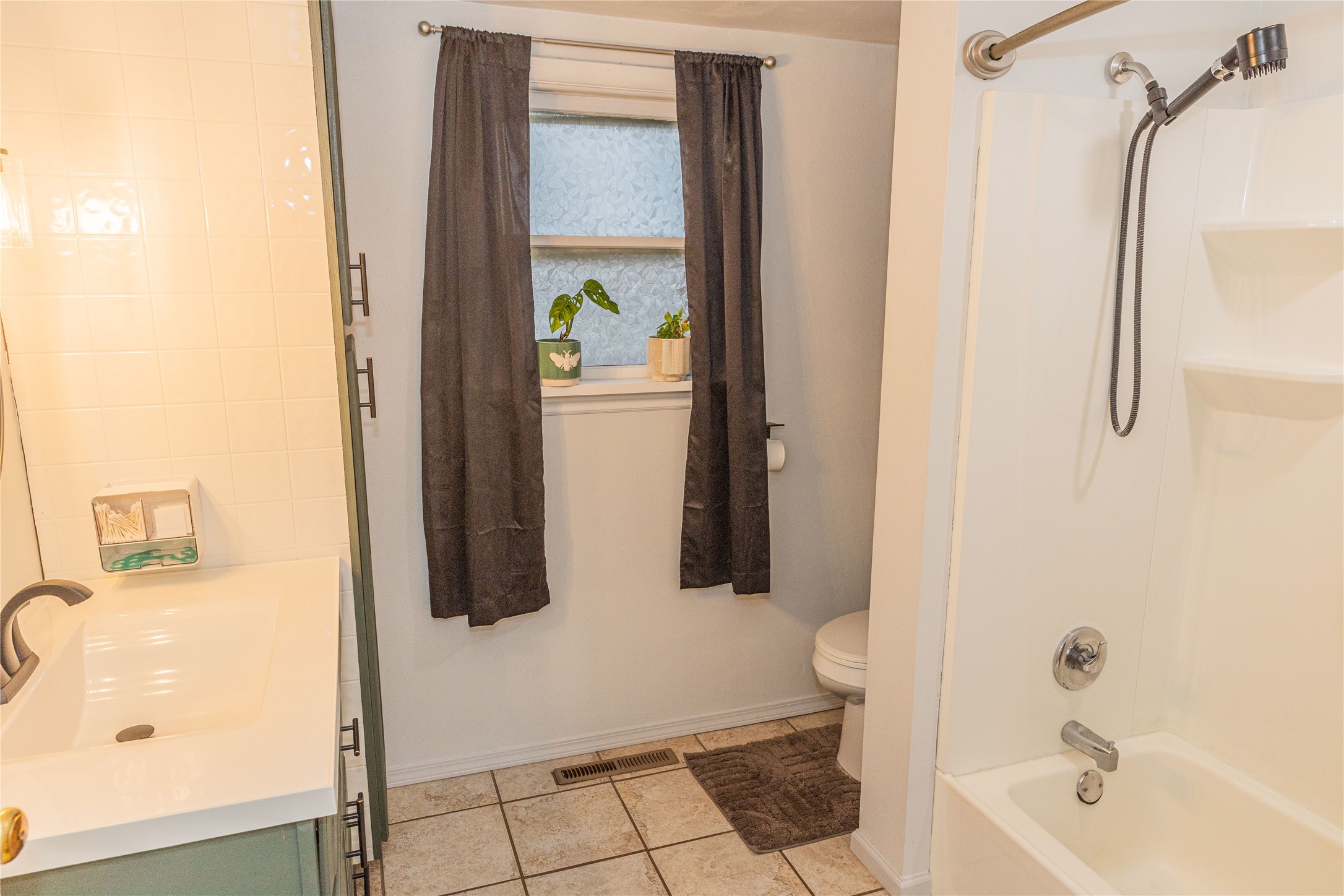 61 Evergreen Street Property Photo 24