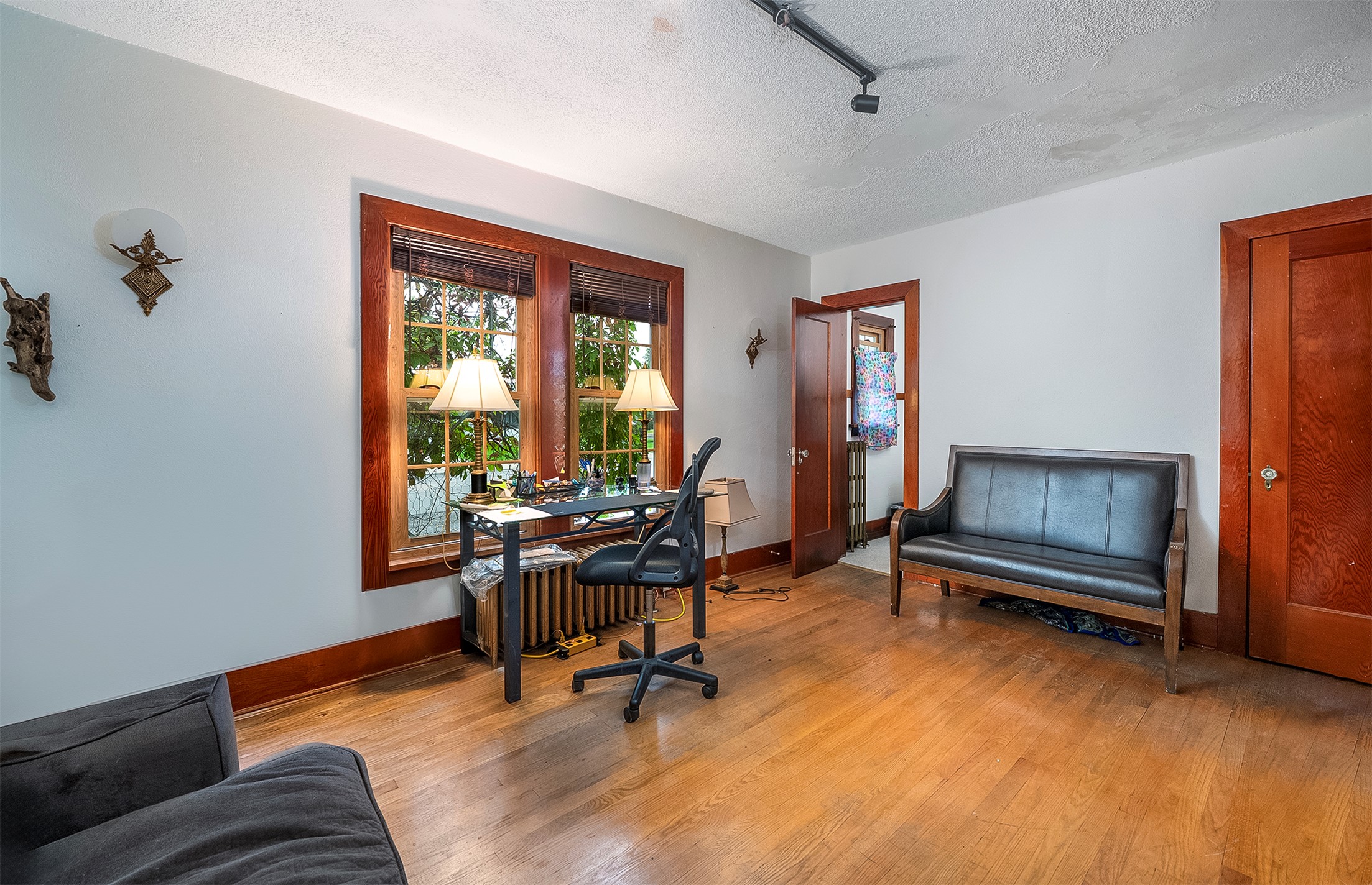 201 4th Avenue E Property Photo 7
