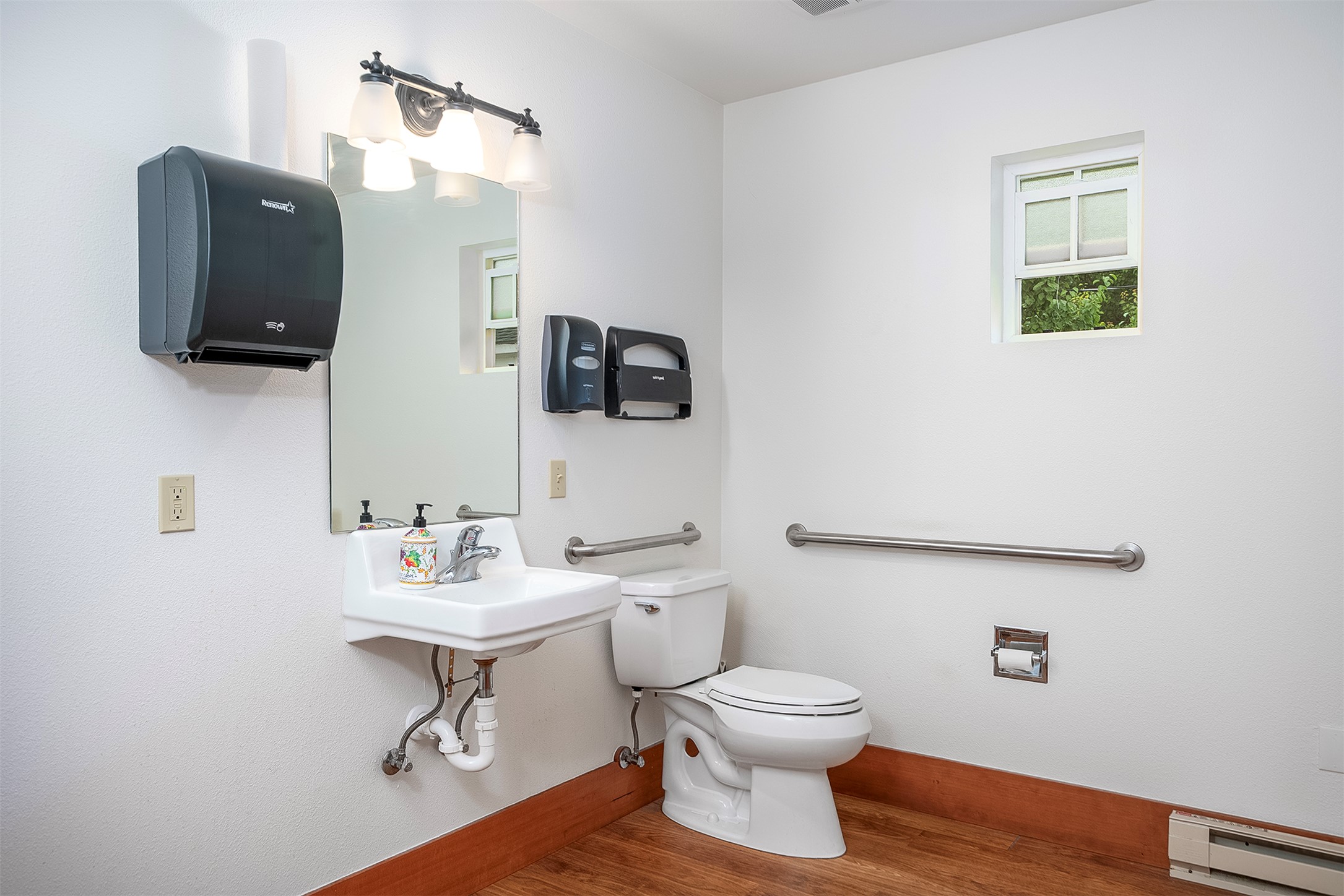 201 4th Avenue E Property Photo 11