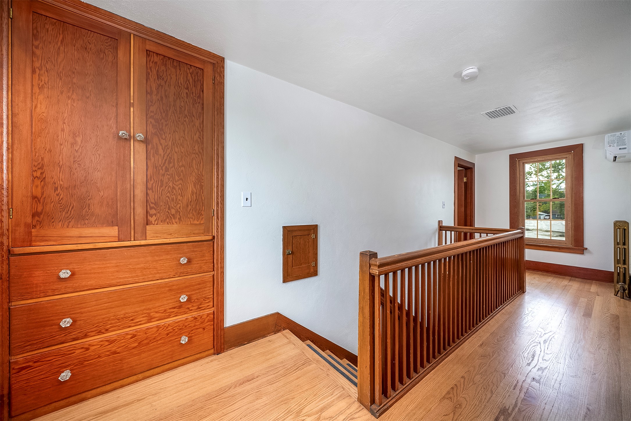 201 4th Avenue E Property Photo 20