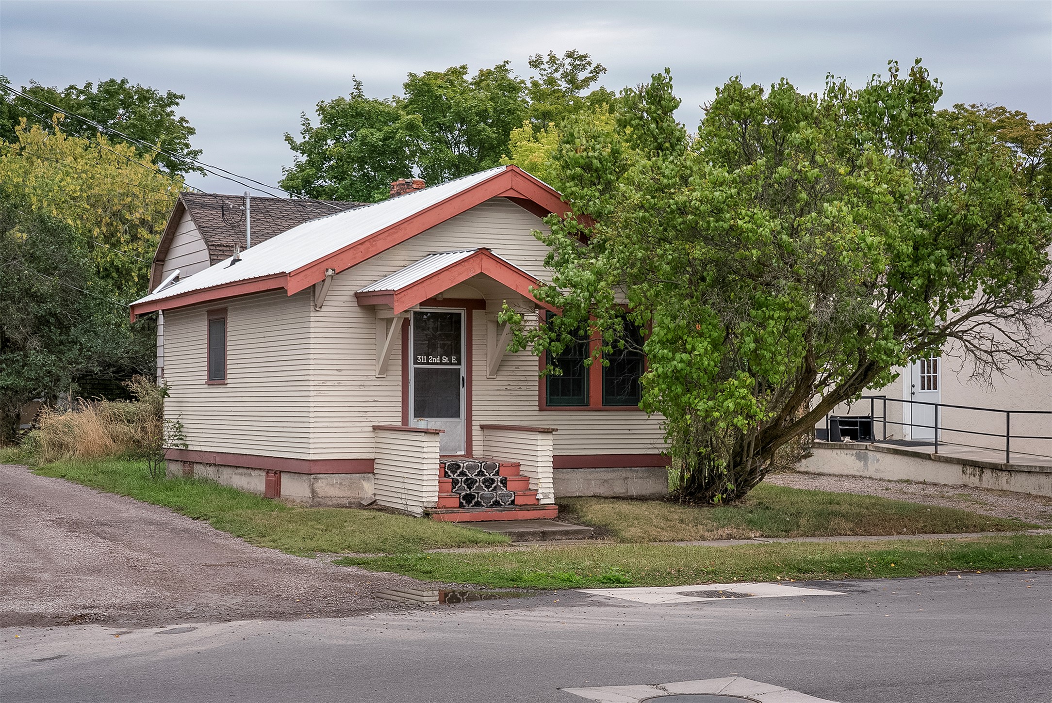 201 4th Avenue E Property Photo 32