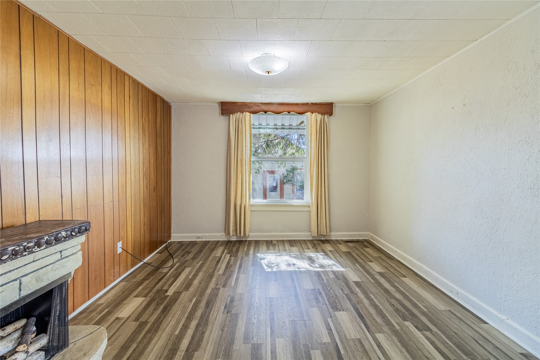 1608 1st Street Property Photo 9
