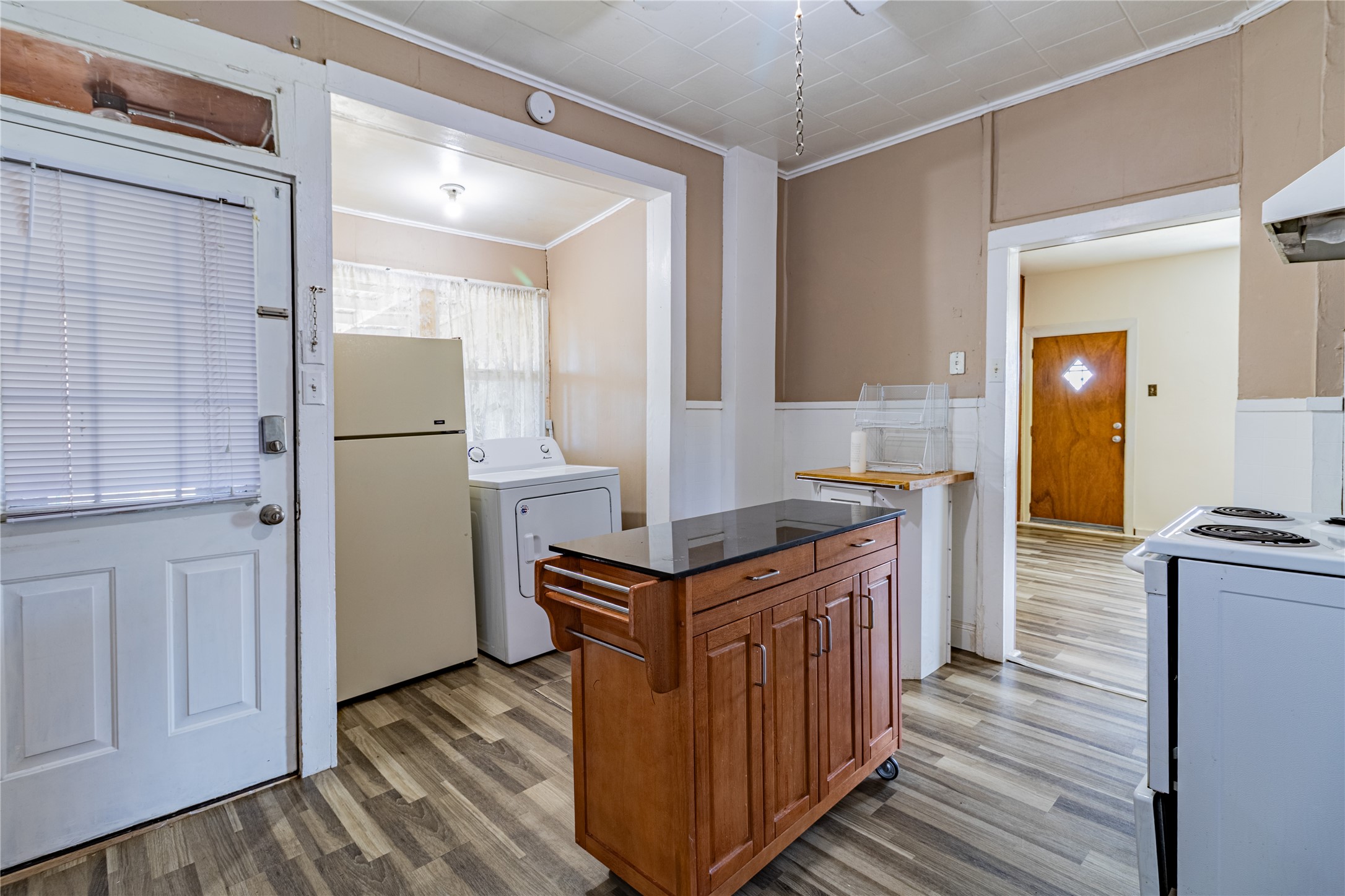 1608 1st Street Property Photo 15