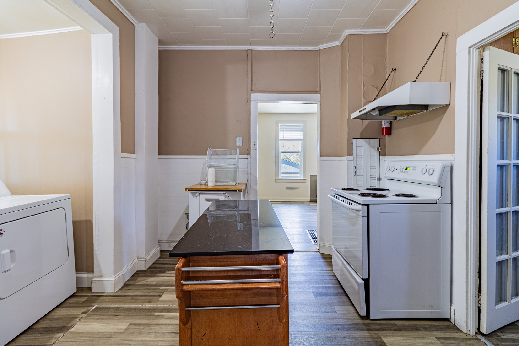 1608 1st Street Property Photo 16