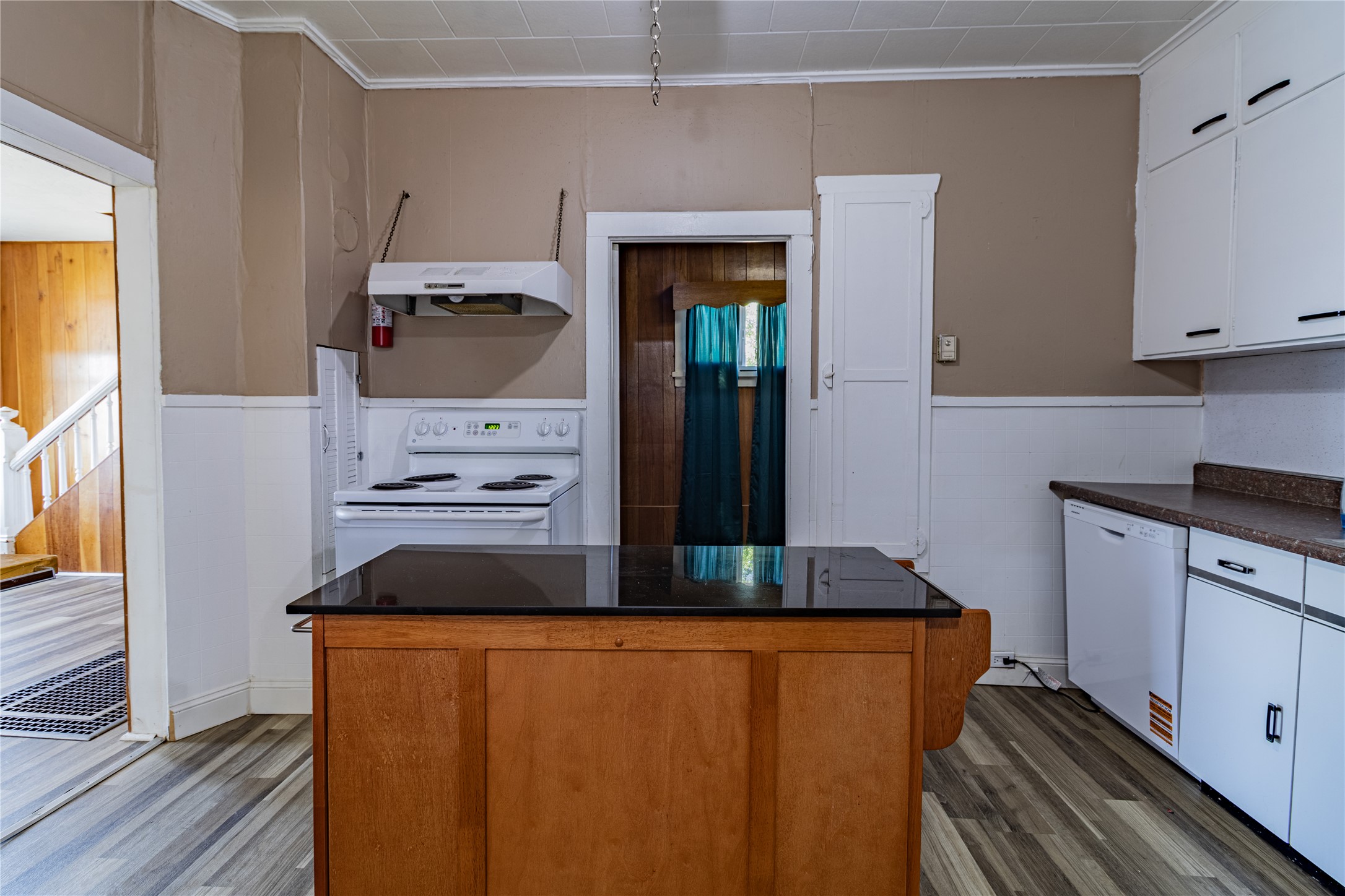 1608 1st Street Property Photo 17