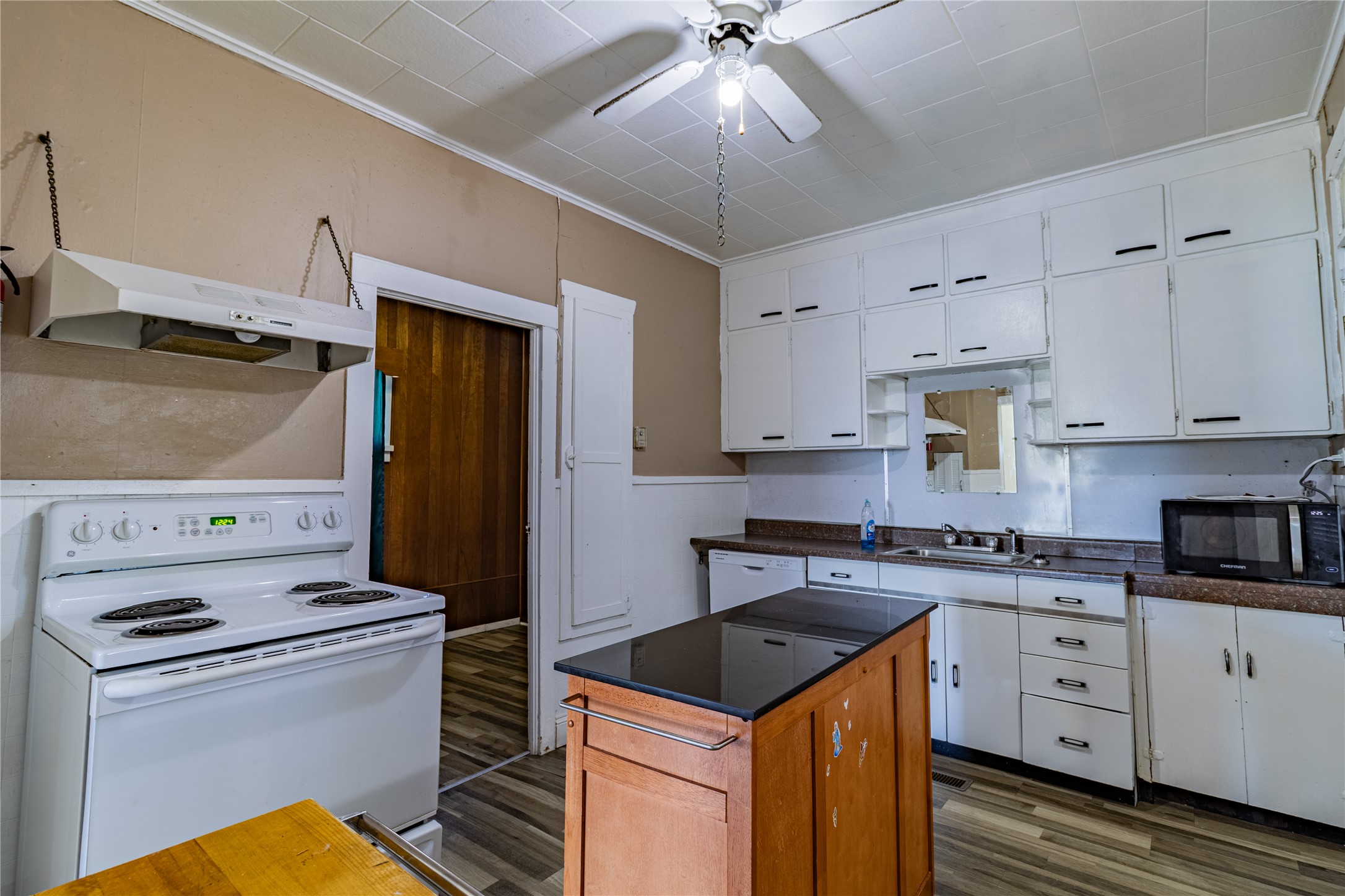 1608 1st Street Property Photo 18