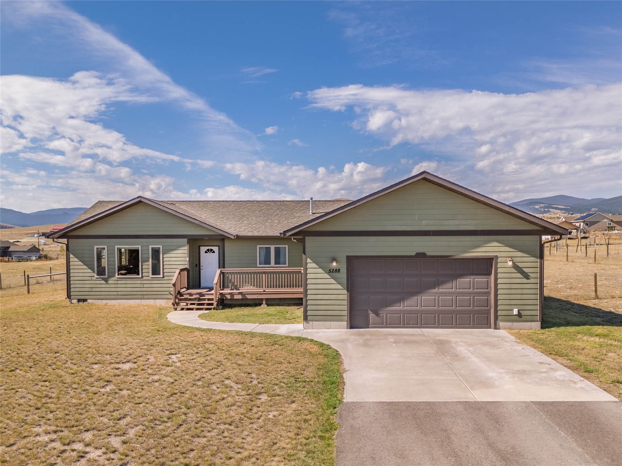 5288 Stallion Ridge Drive Property Photo 1