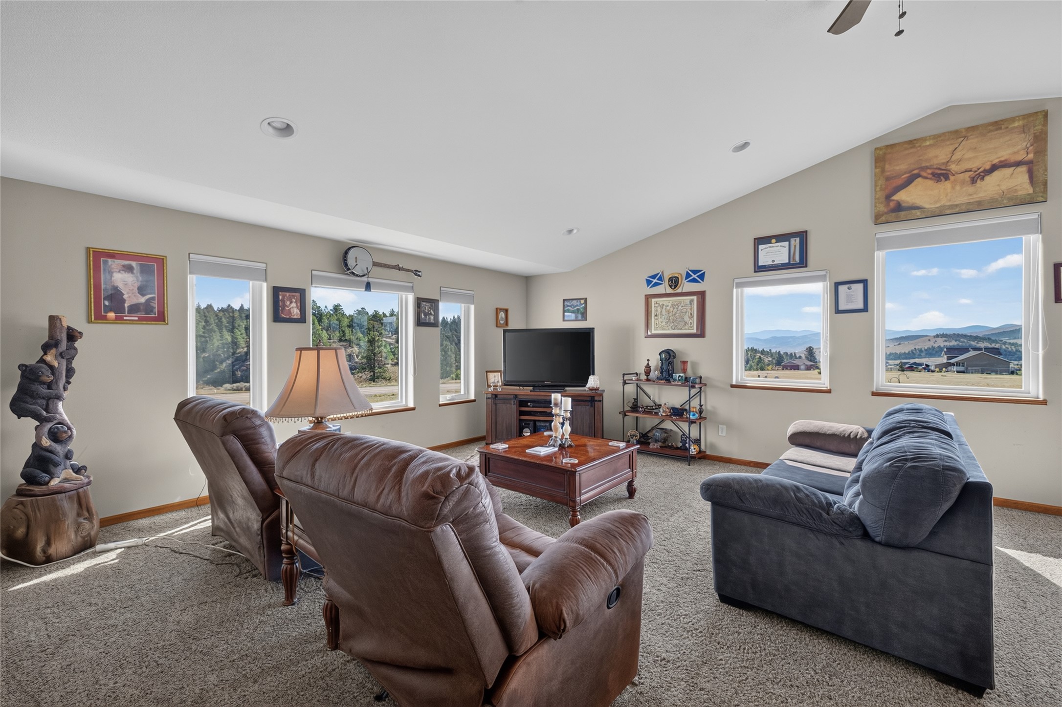 5288 Stallion Ridge Drive Property Photo 12