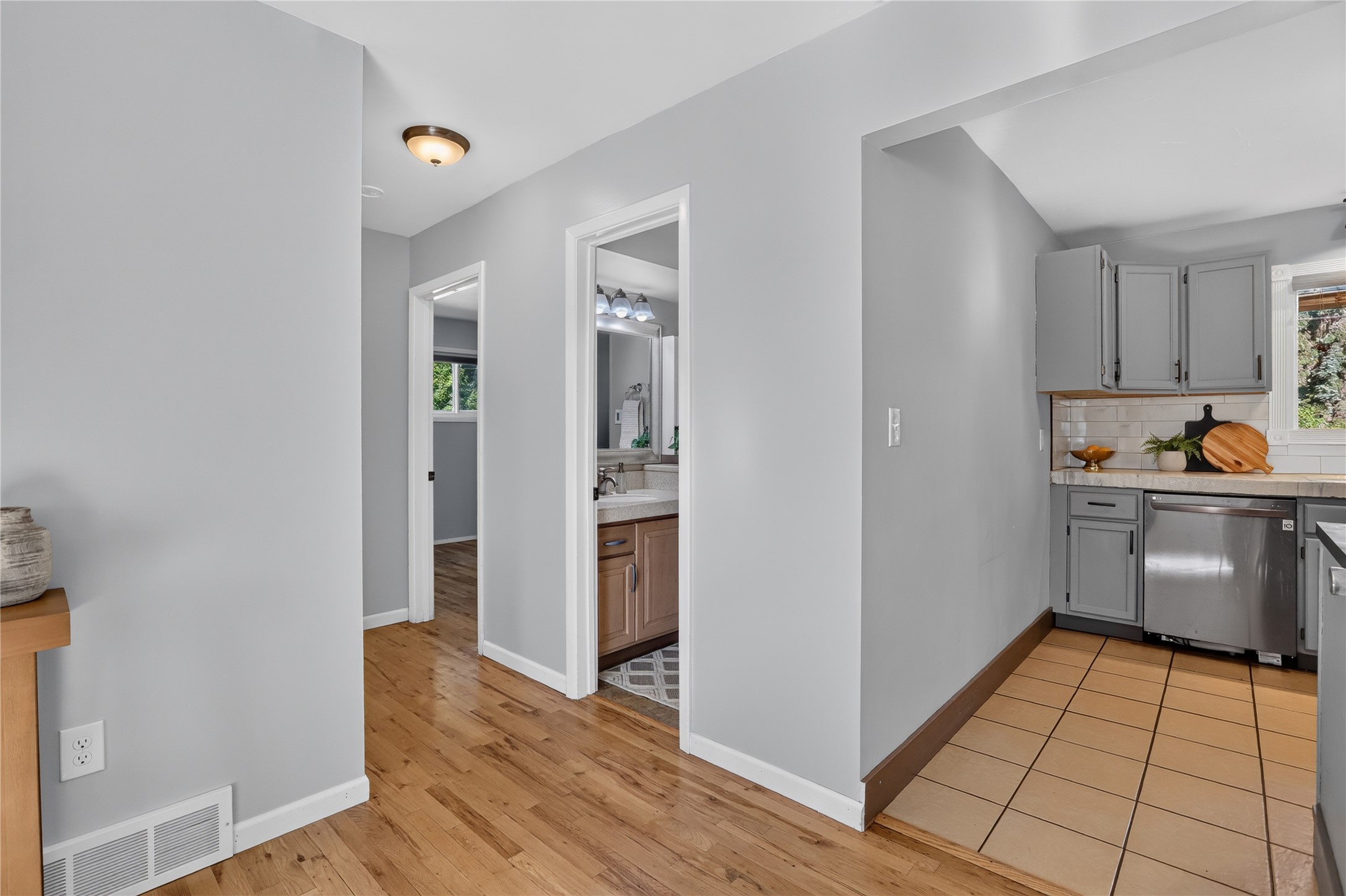 917 Avenue B Nw Property Photo 25