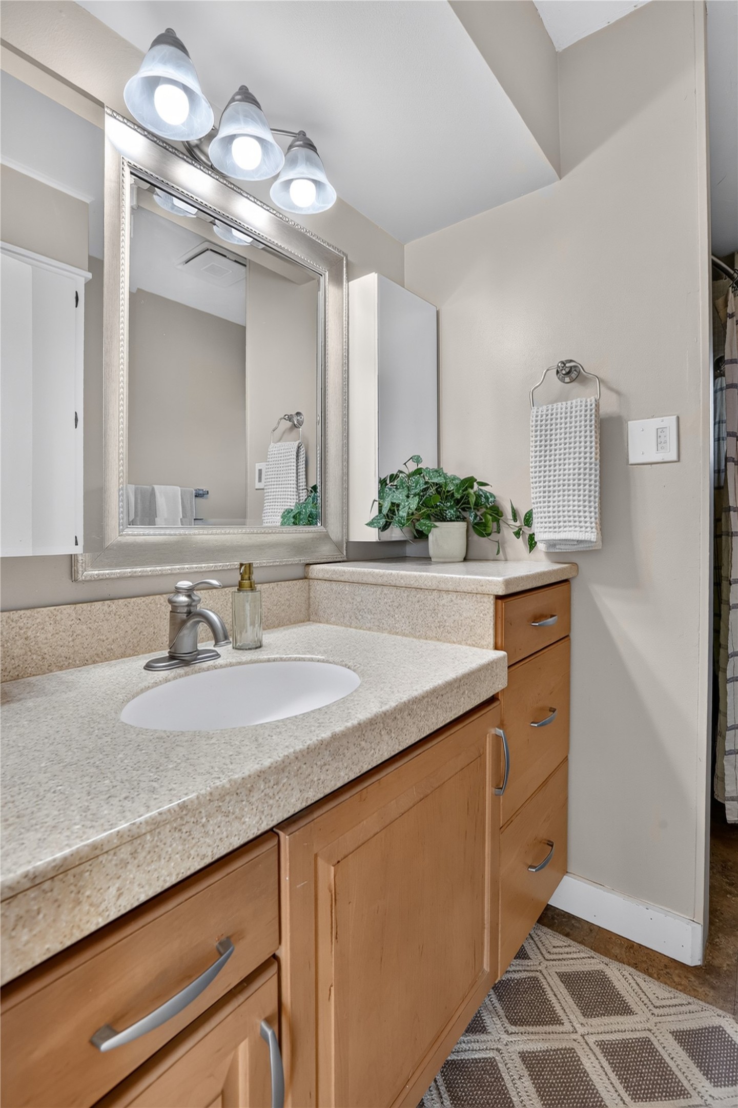 917 Avenue B Nw Property Photo 27