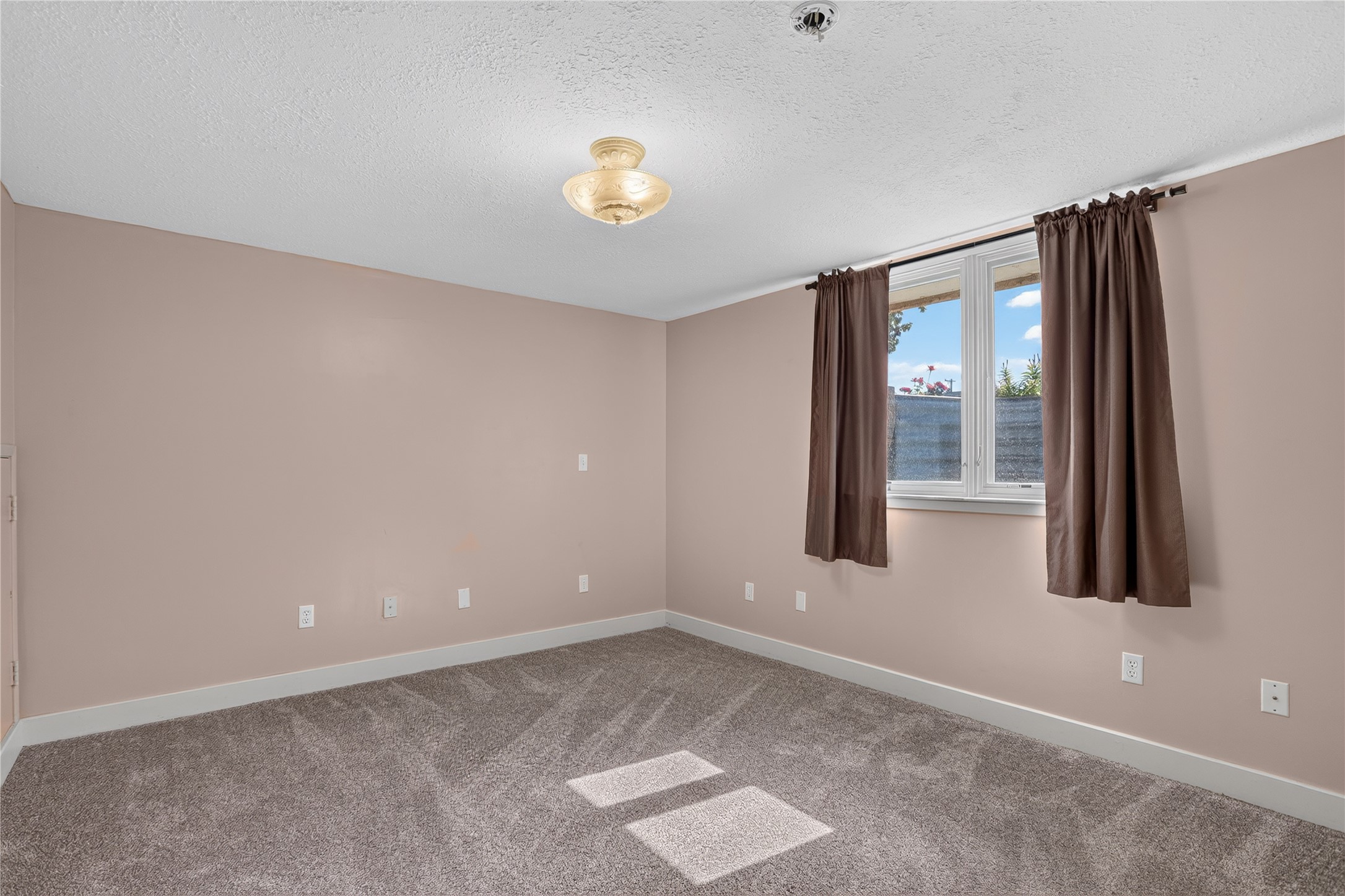 917 Avenue B Nw Property Photo 38