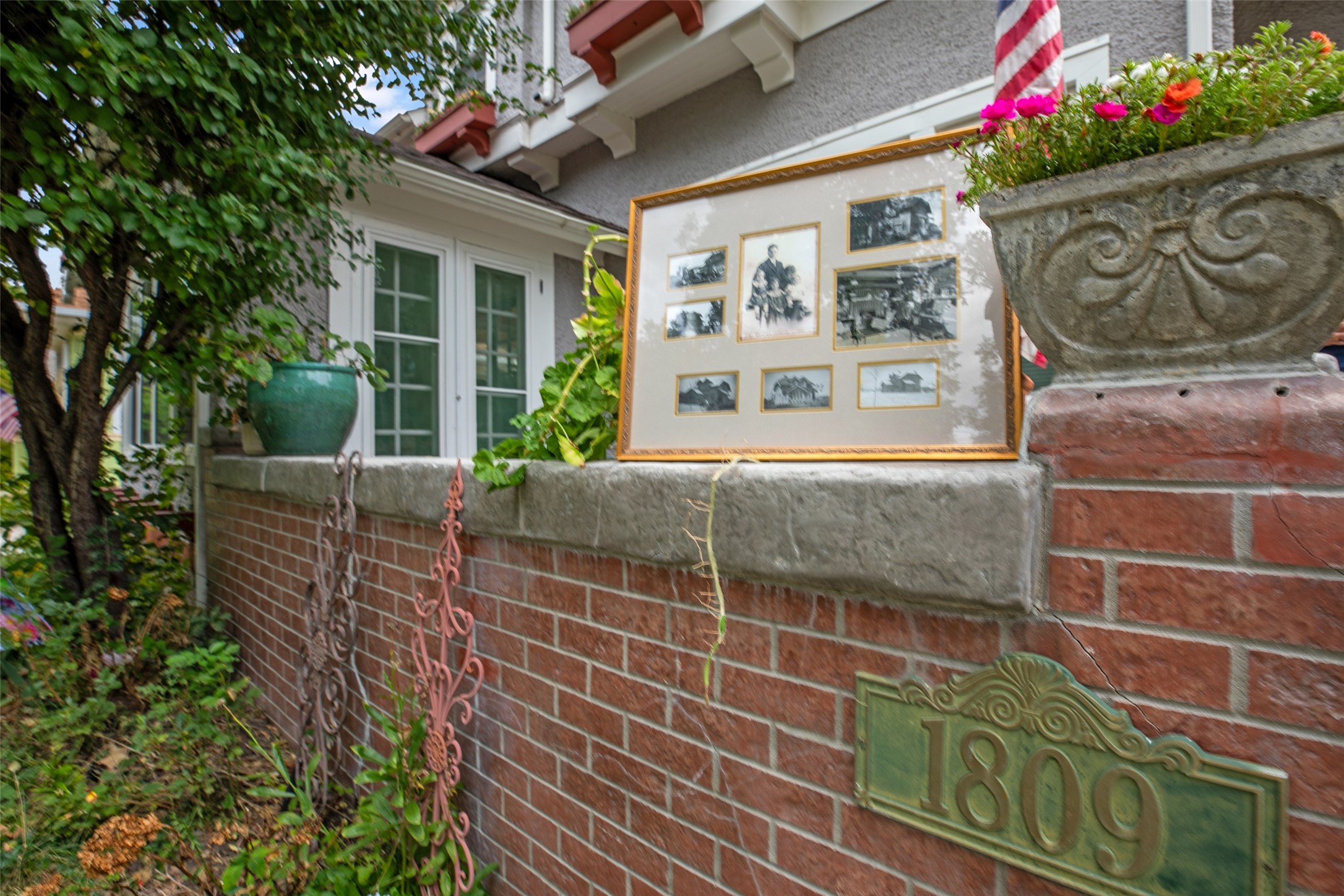1809 4th Avenue N Property Photo 1