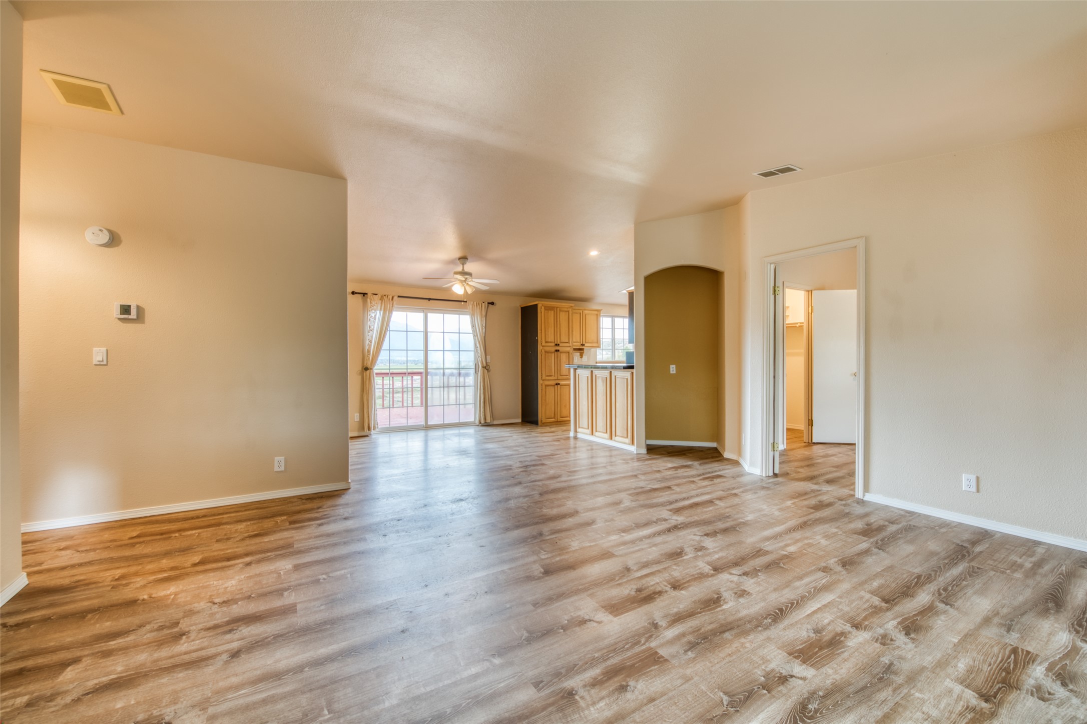 2362 147 Drive Property Photo 7