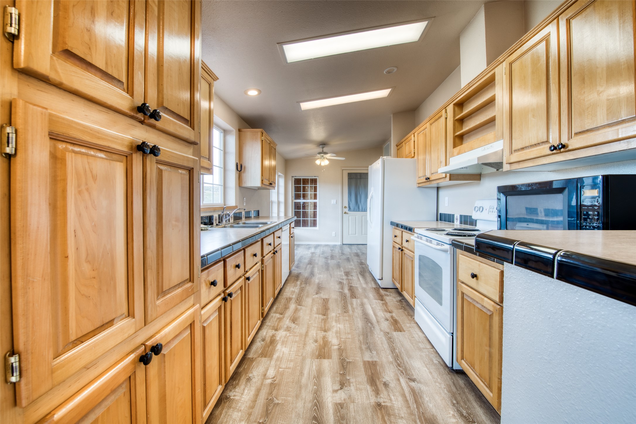 2362 147 Drive Property Photo 10